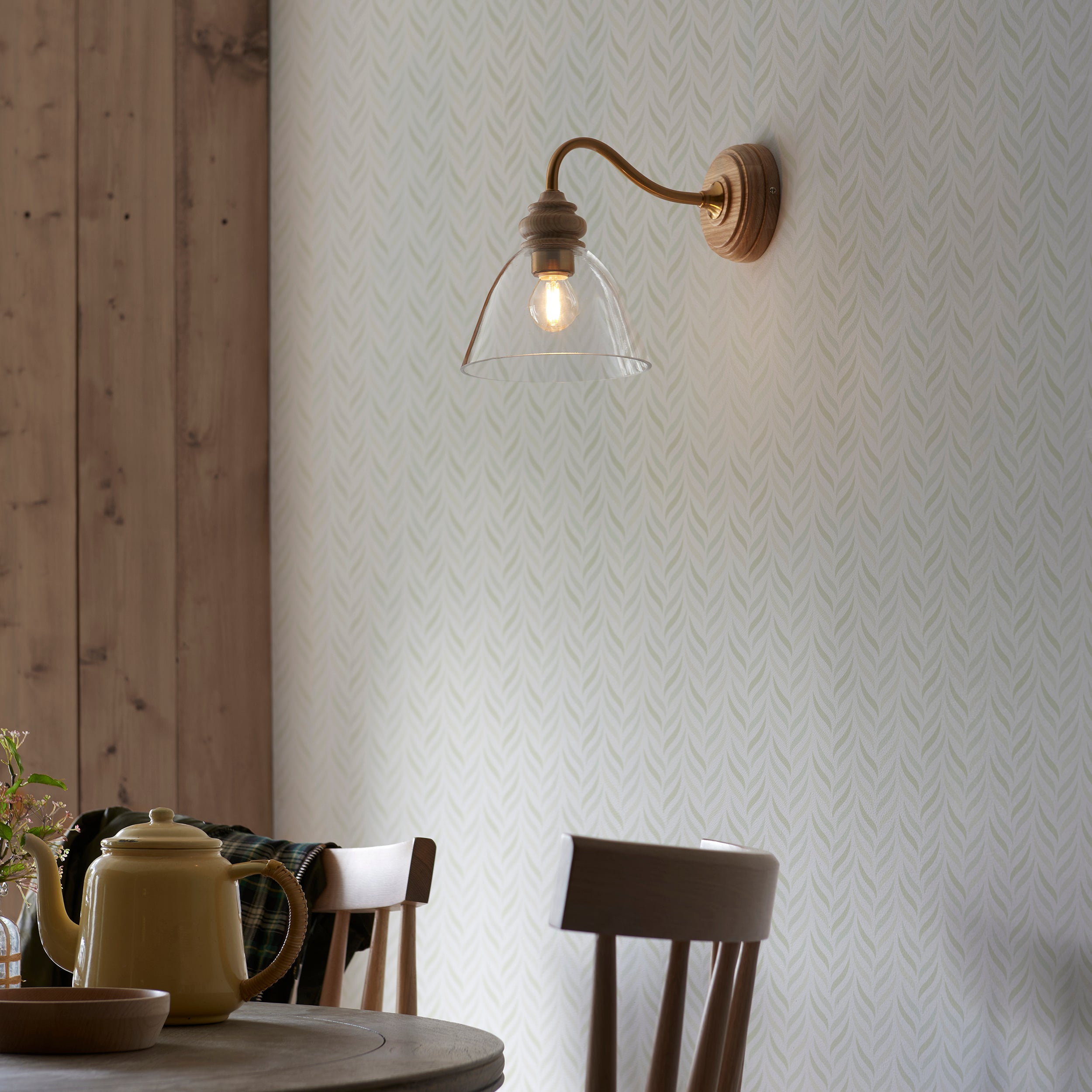 Endon Cotswold Single Light Wall - Natural Ash, Brushed Aged Brass Plate & Clear Glass