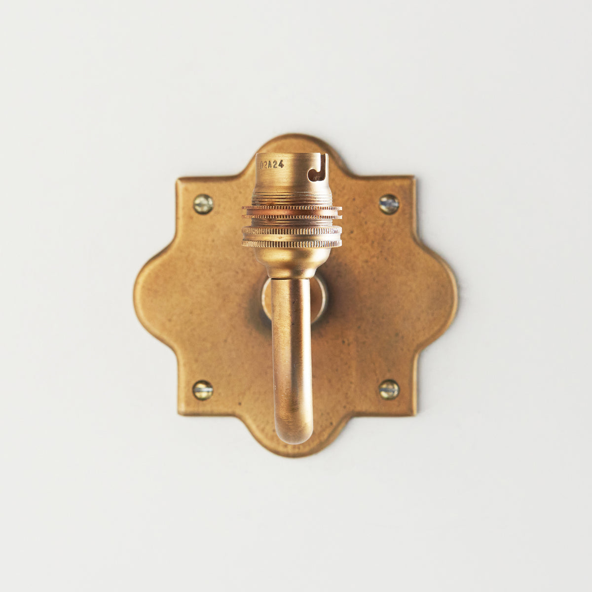 Endon Anvil Curve Wall Fitting - Antique Brass Plate