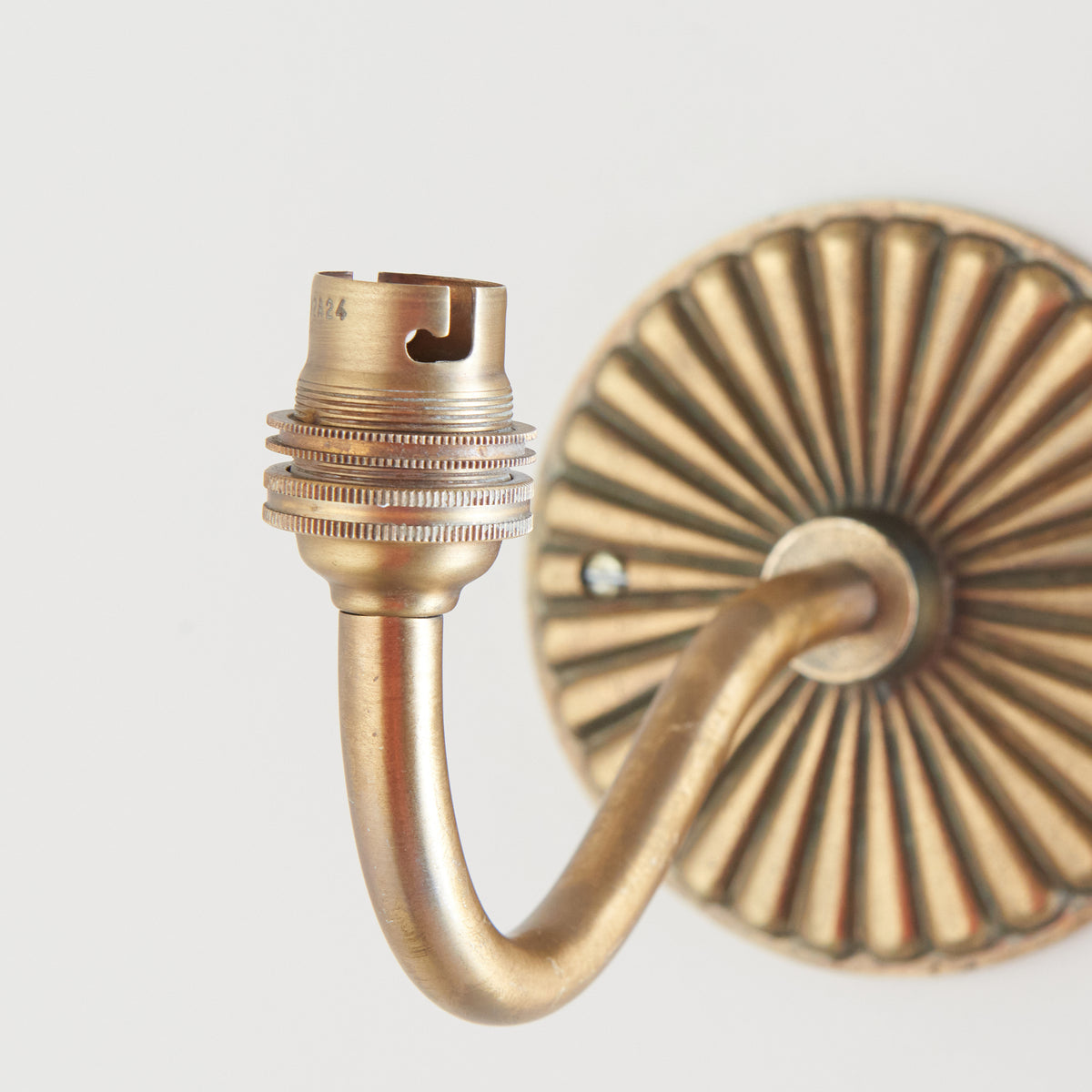 Endon Dahlia Curve Wall Fitting - Antique Brass Plate