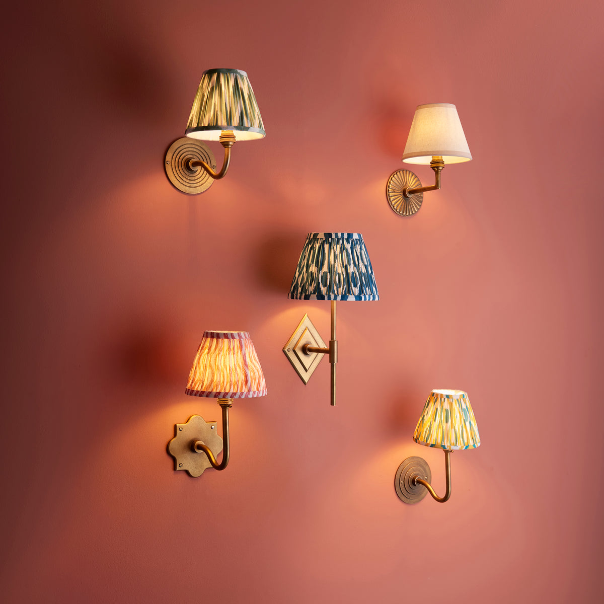 Endon Ripple Curve Wall Light - Antique Brass & Zigzag 16cm Cotswold Green Fabric Shade - detail image 7