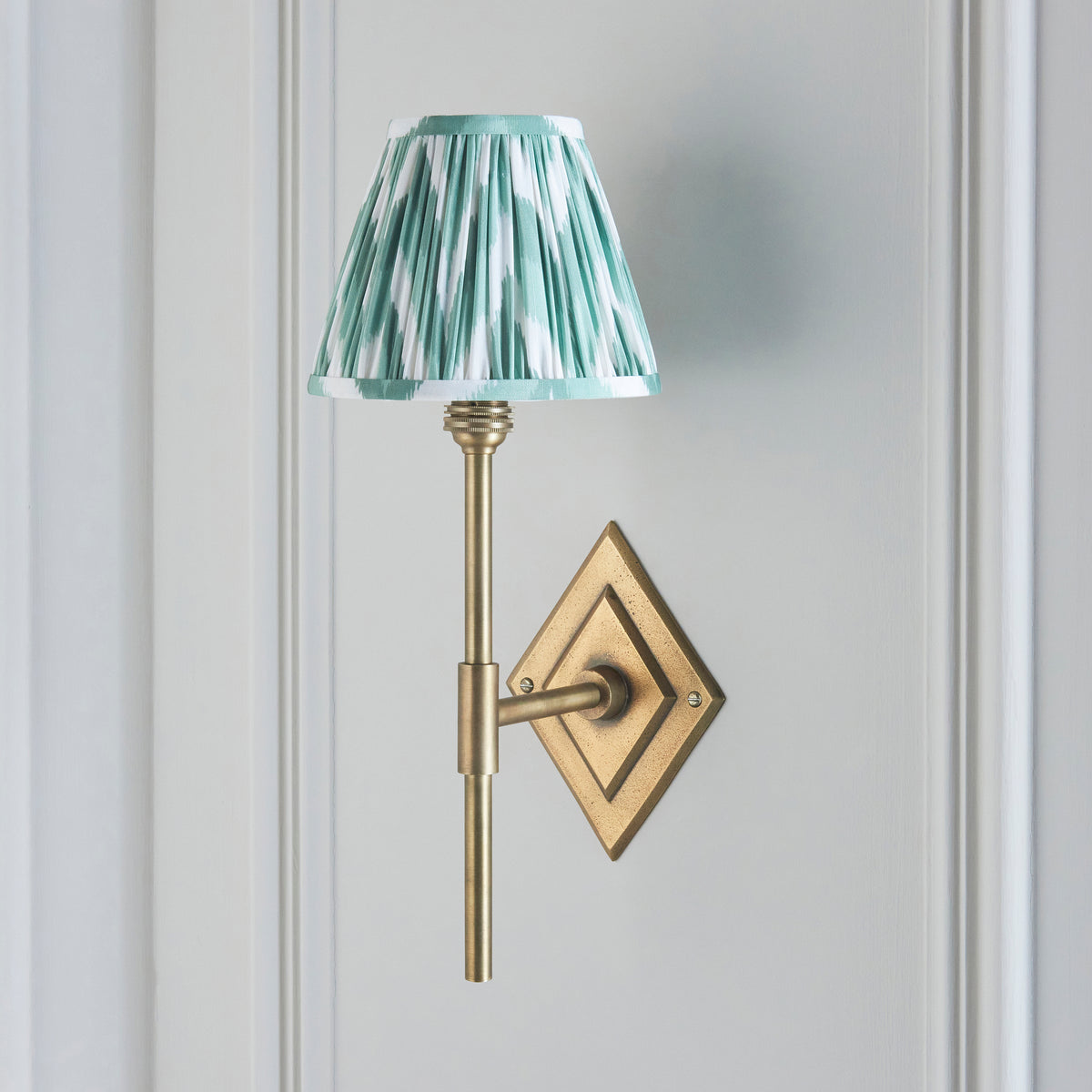 Endon Diamond Tall Wall Light - Antique Brass & Zigzag 16cm Cotswold Green Fabric Shade - detail image 5