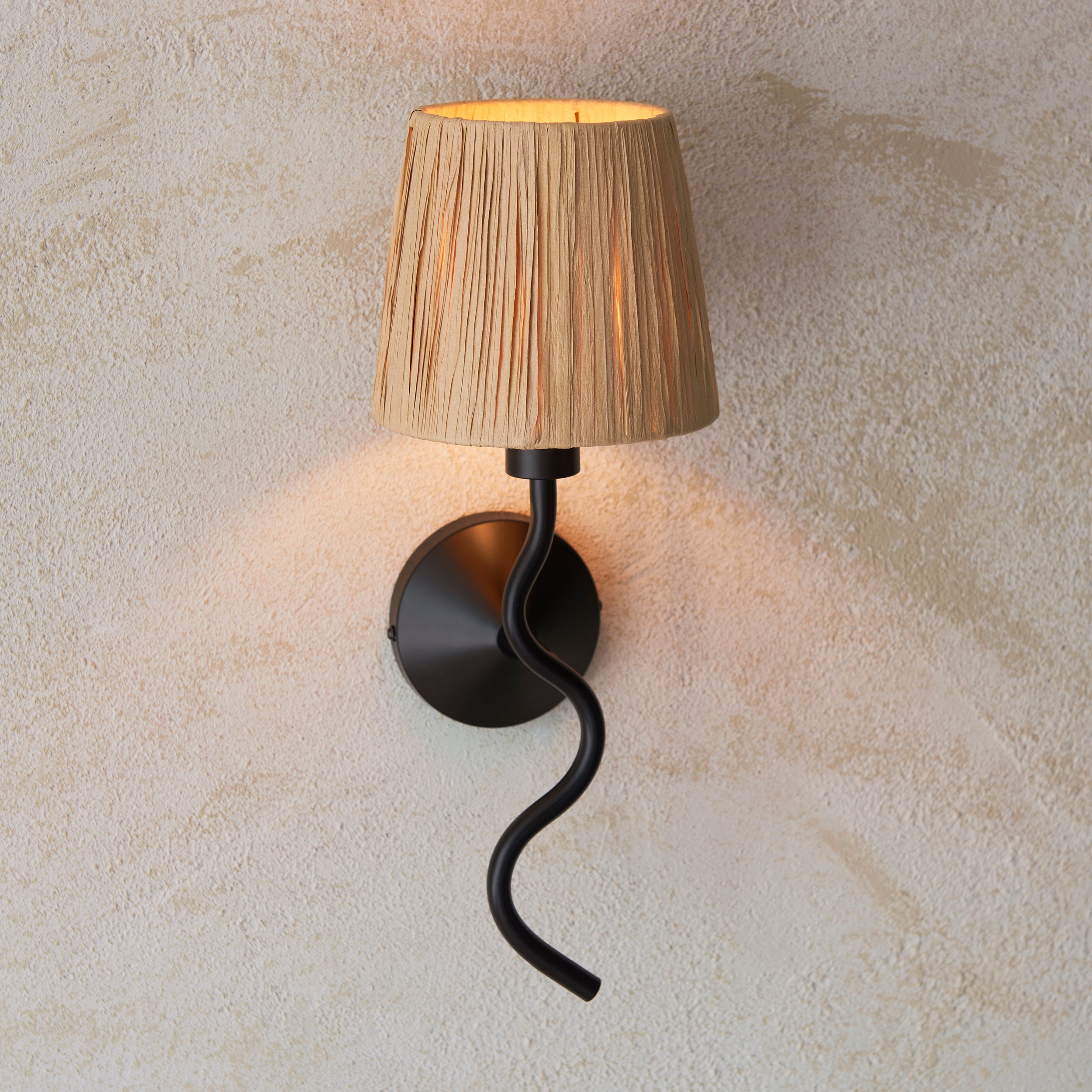 Endon Wriggle Single Light Wall - Matt Black & Natural Raffia