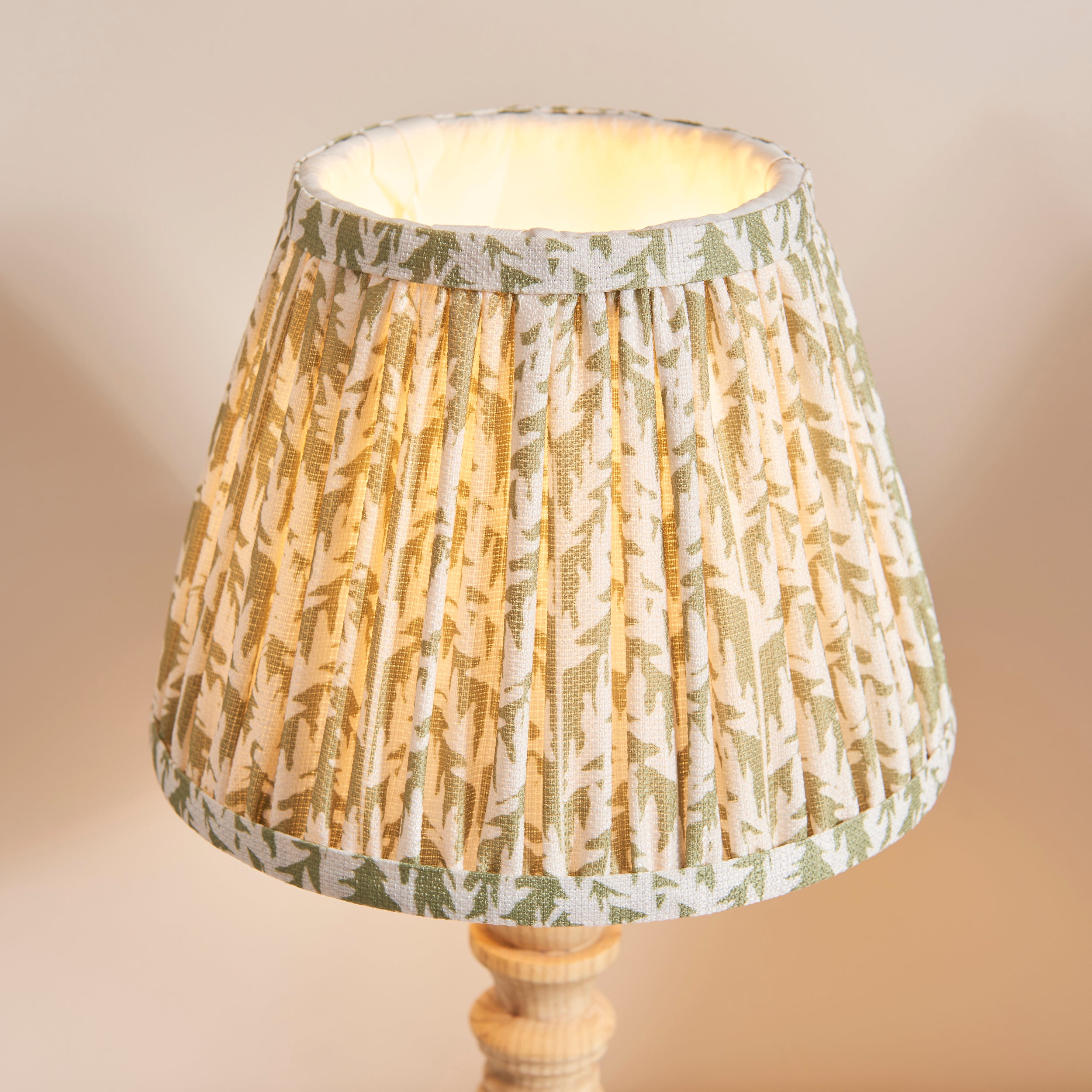 Endon Bibury Natural Ash Wood Table Lamp & Leaf 20cm Herb Garden Green Shade