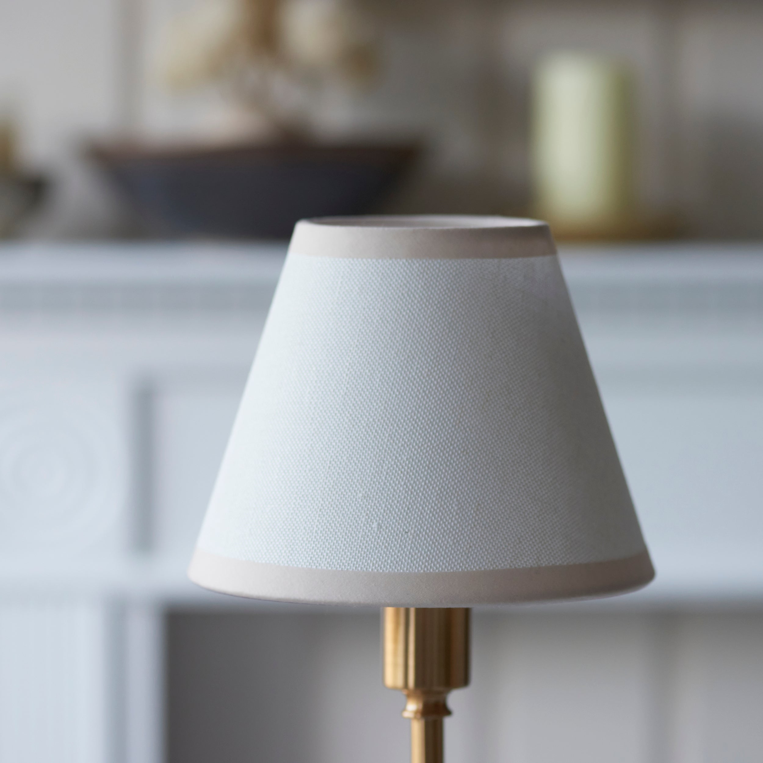 Endon Burley Rechargeable Table Lamp & Ivy 16cm Vintage White Shade