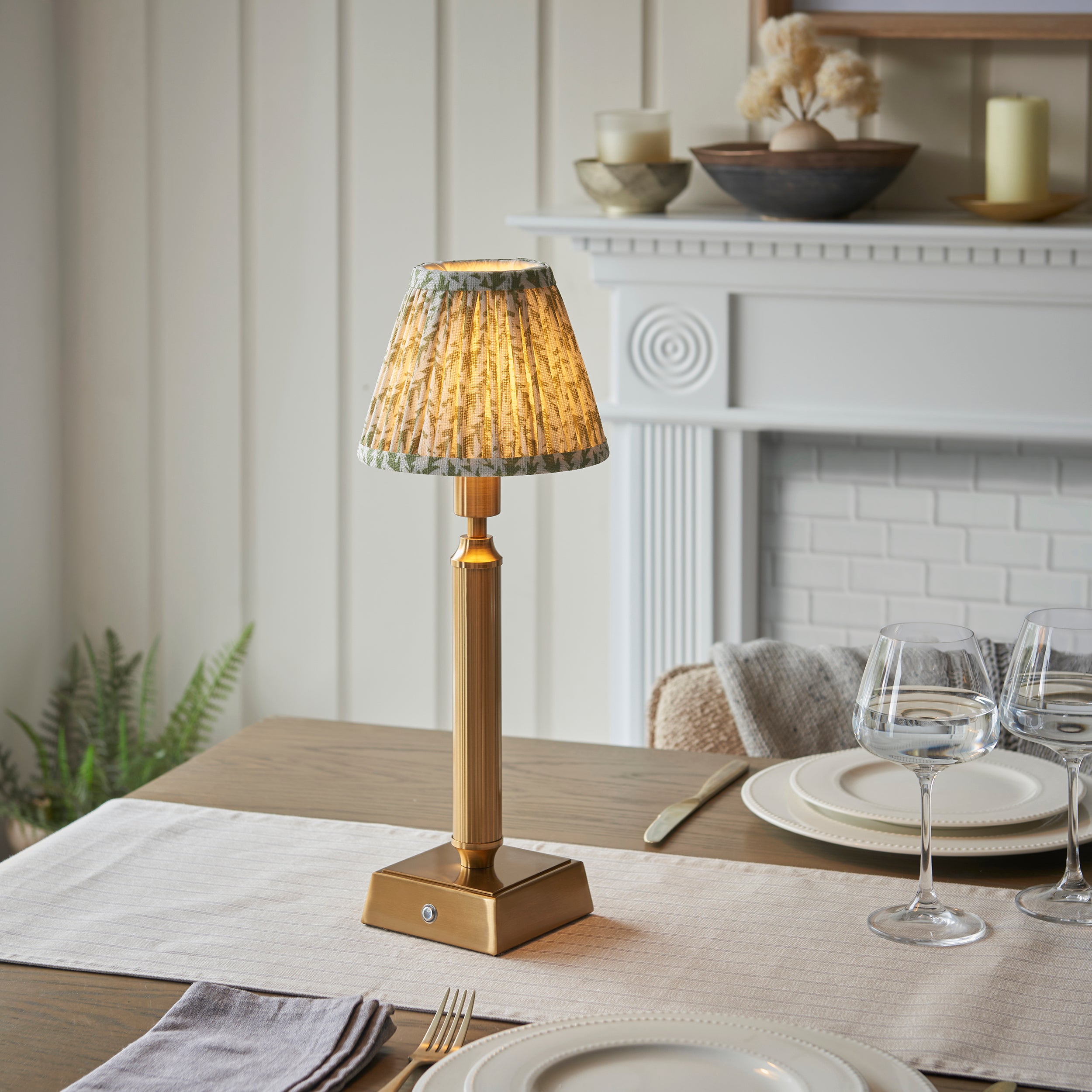 Endon Trobridge Rechargeable Table Lamp & Leaf 16cm Herb Garden Green Shade