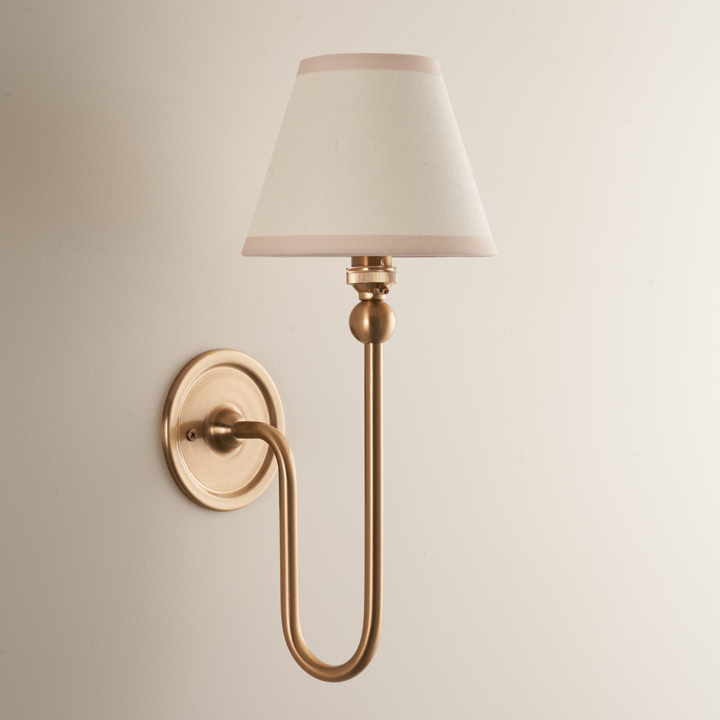 Endon Santiago Wall Light & Ivy 16cm Vintage White Shade