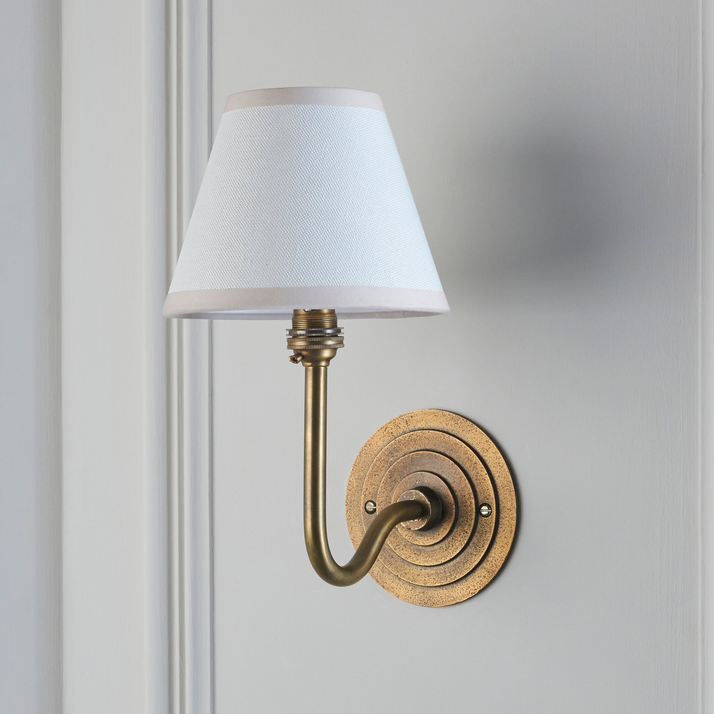 Endon Halo Swan & Ivy 16Cm Wall Light - Antique Brass & Vintage White Fabric