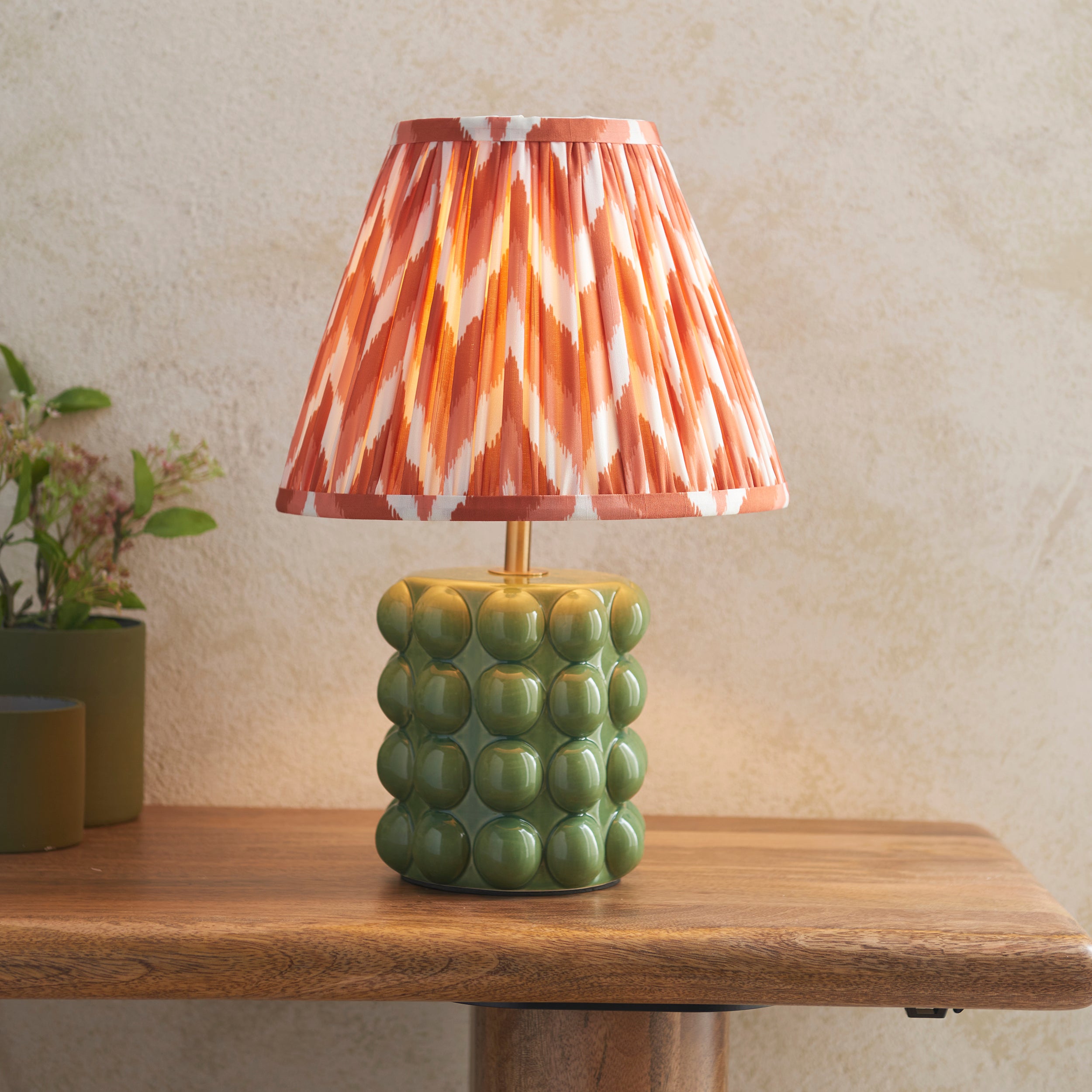 Endon Bobble Table Lamp & Zigzag 25cm Apricot Orange Shade