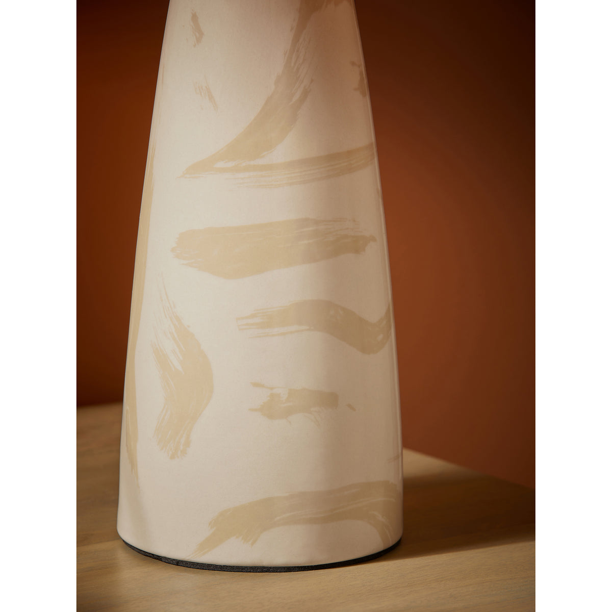 MADE.COM Vince Ceramic Table Lamp - Cream