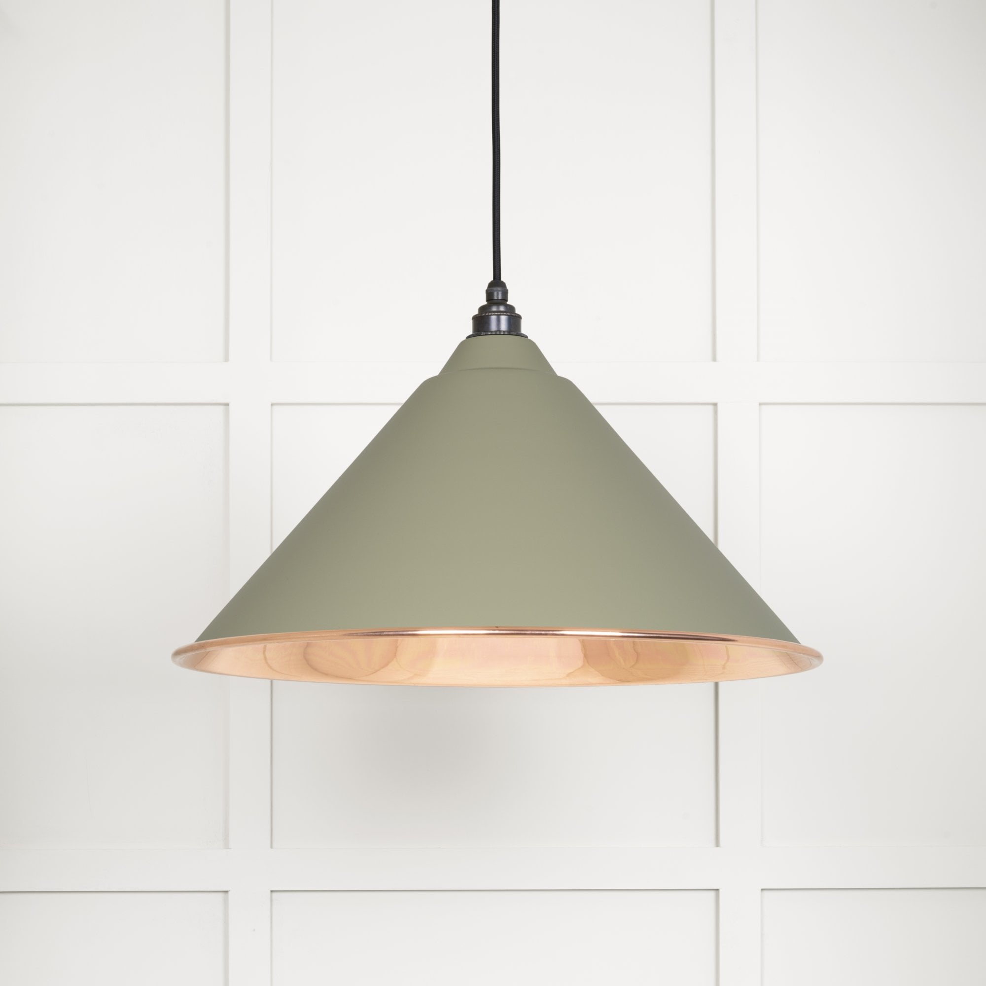 From The Anvil Smooth Copper Hockley Pendant - Tump (Pale Green)