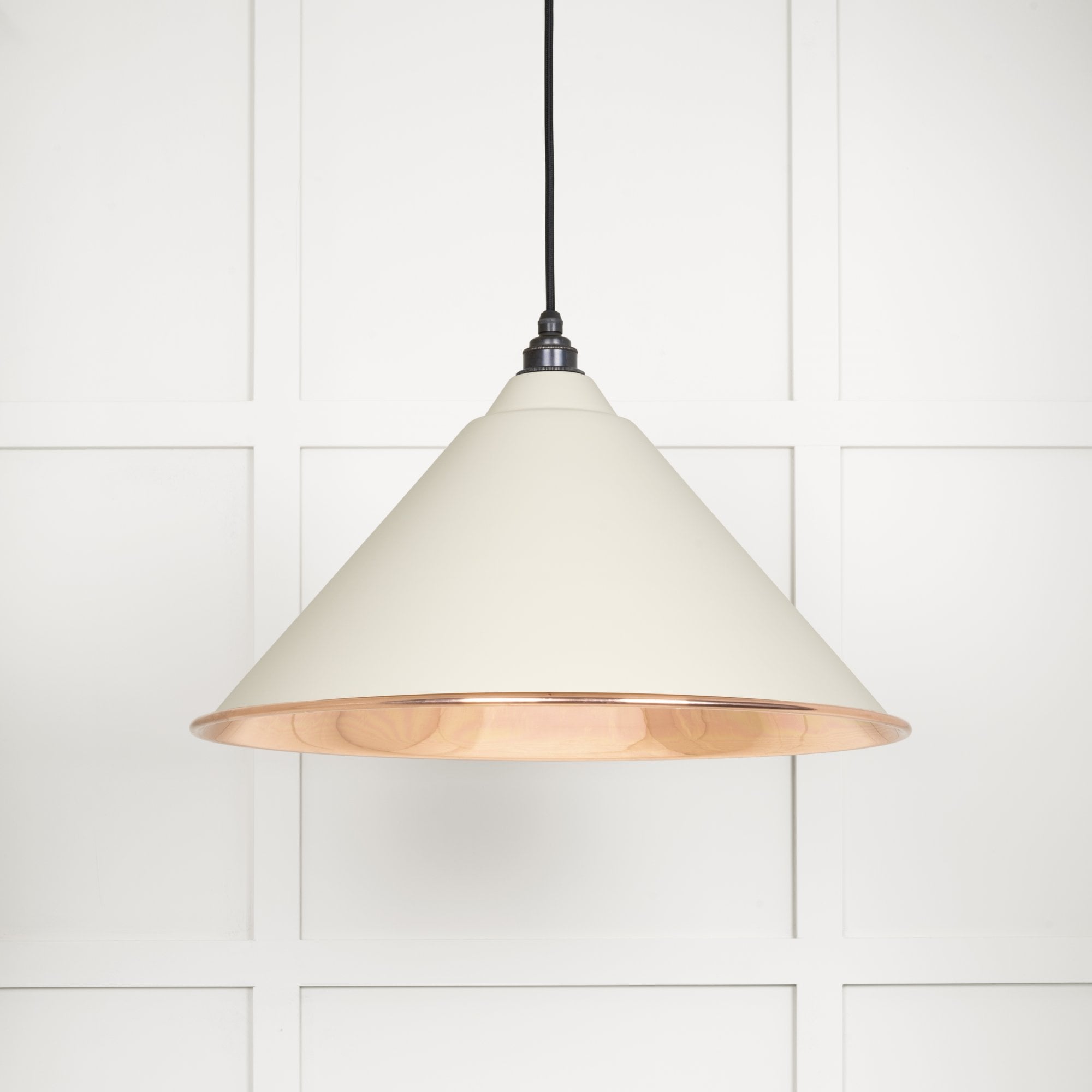 From The Anvil Smooth Copper Hockley Pendant - Teasel (Off White/Cream)