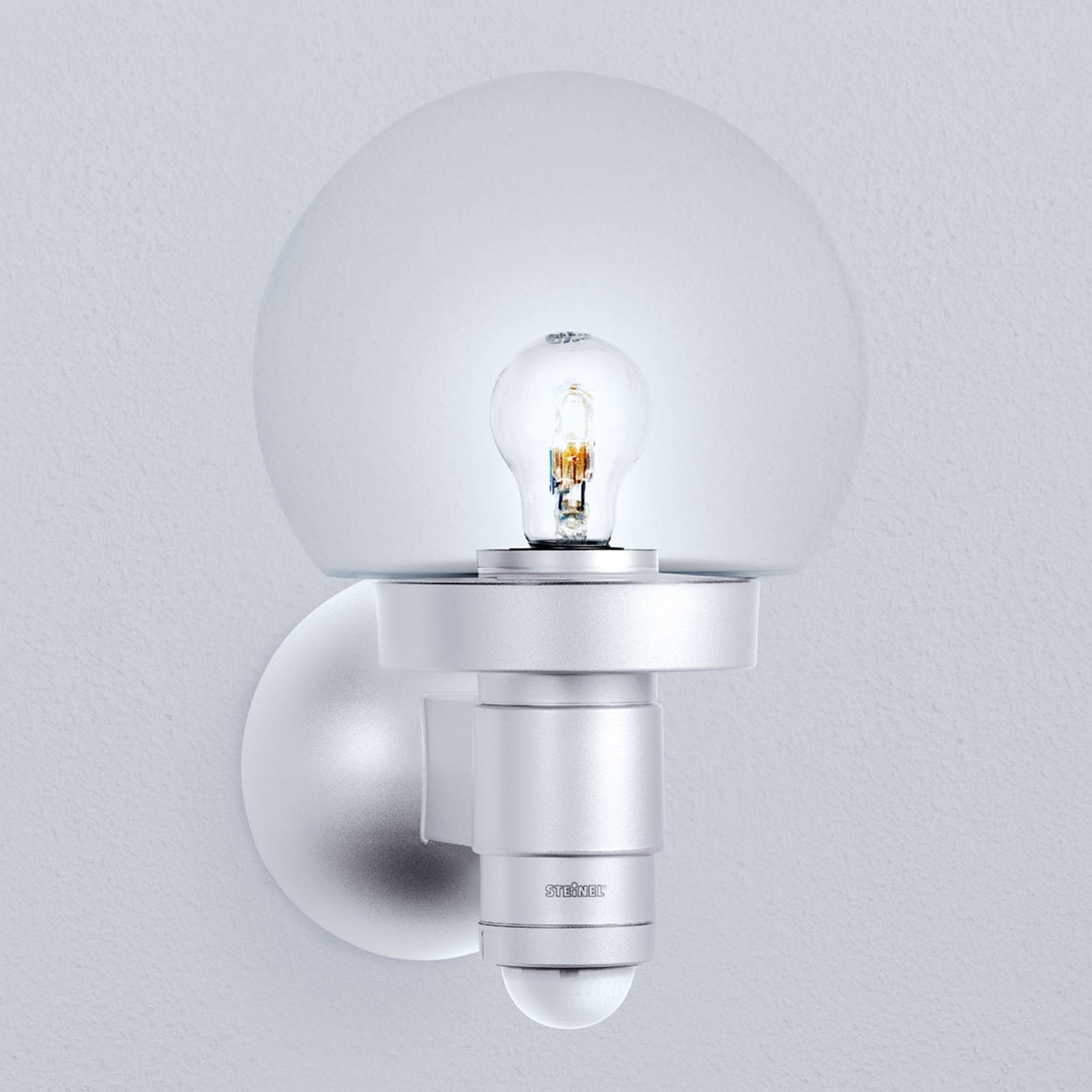Steinel L 115 S Classic Globe Wall light with 240 degree PIR - White