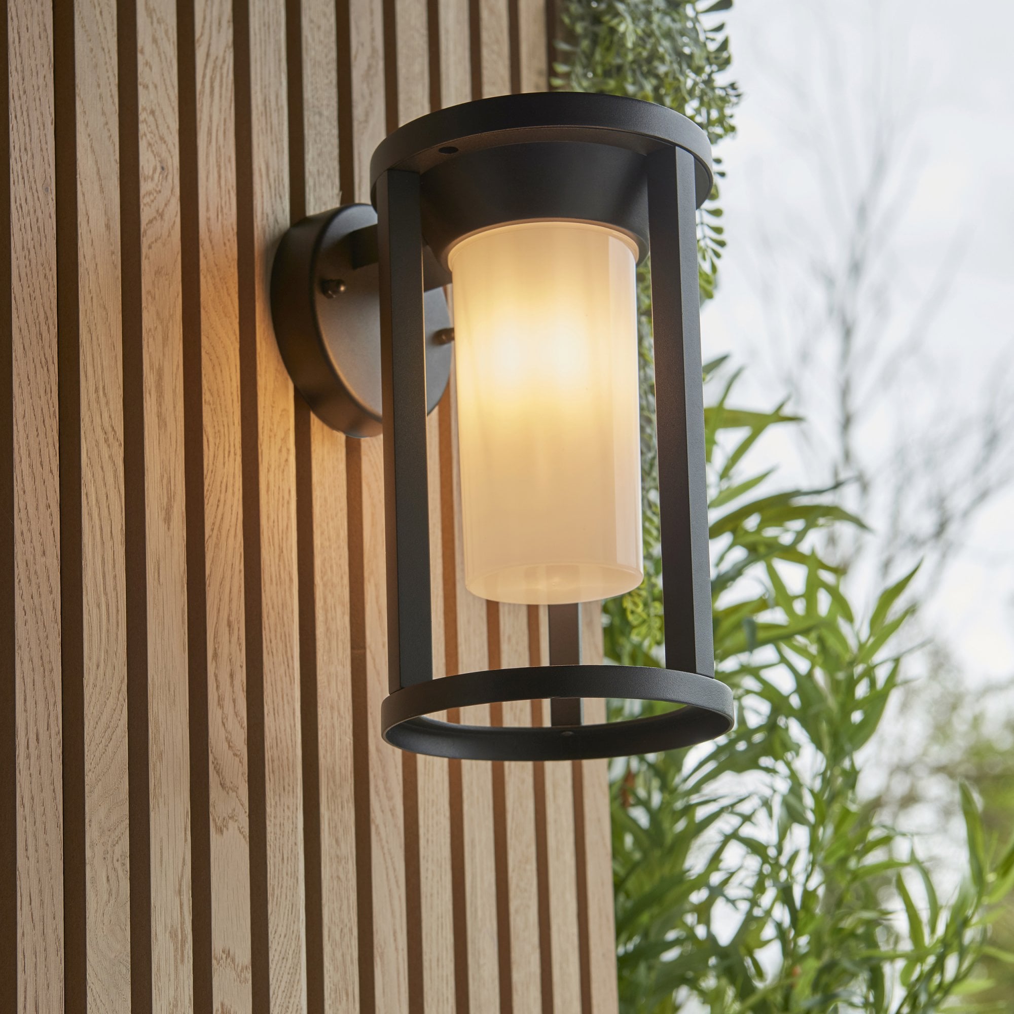 Endon Braden Single Light Wall - Textured Black & White Pc