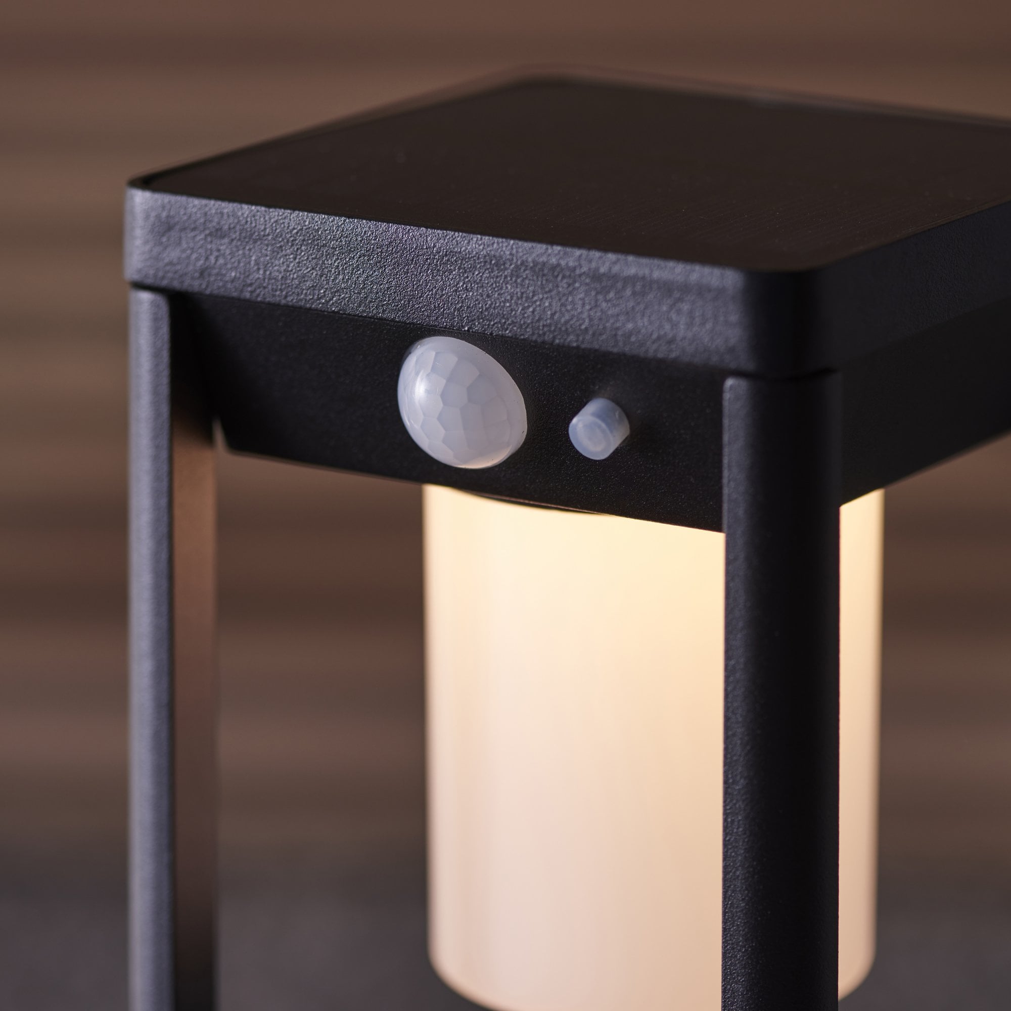 Endon Hallam Single Light Post Light - Photocell And PIR - Solar -  Textured Black & White Pc