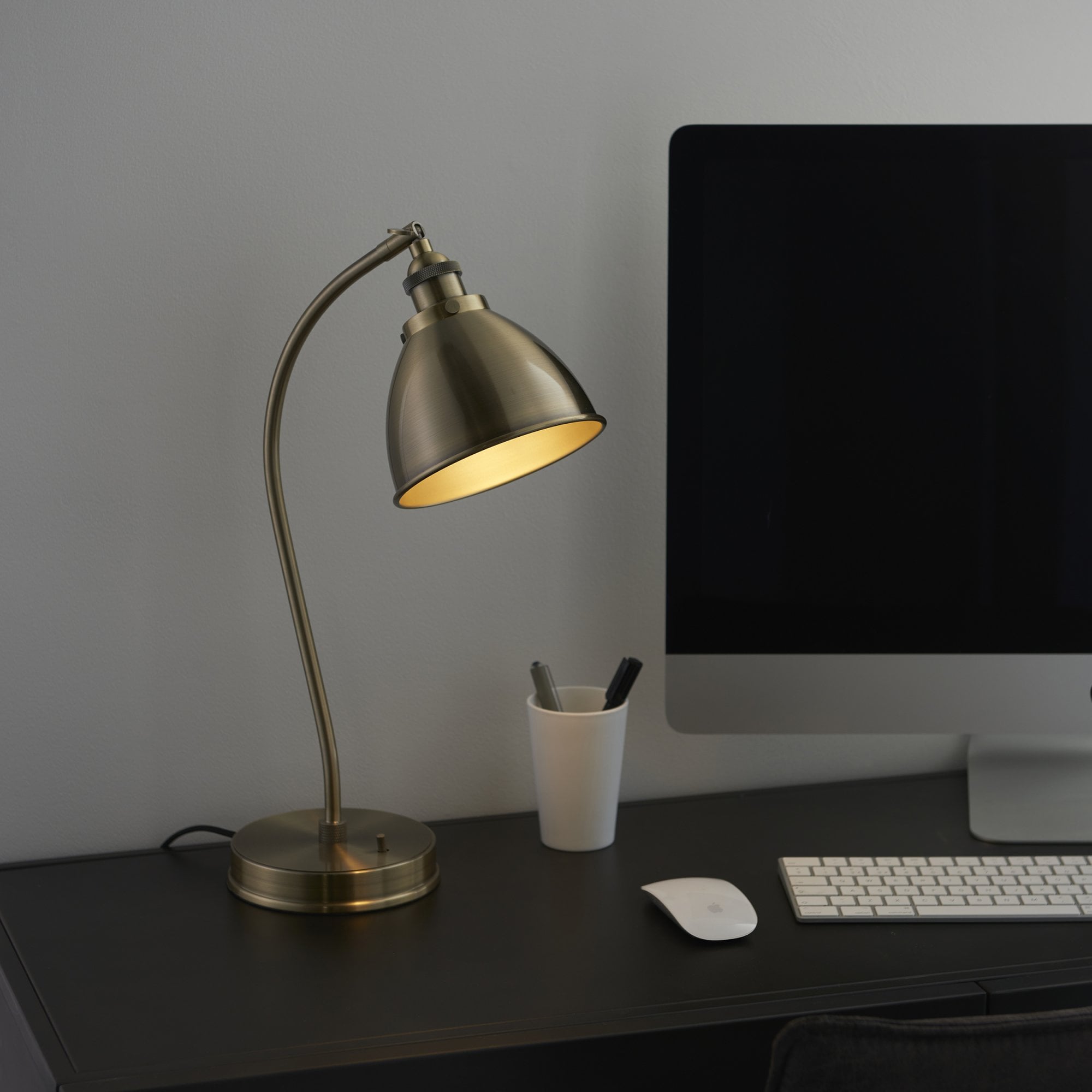Endon Franklin Single Task Table Lamp - Antique Brass Plate