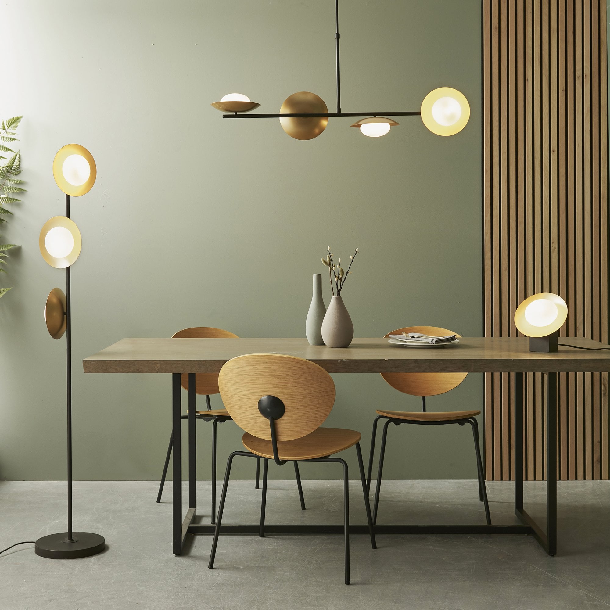 Utopia Planet 4 Light Linear Pendant - Gold