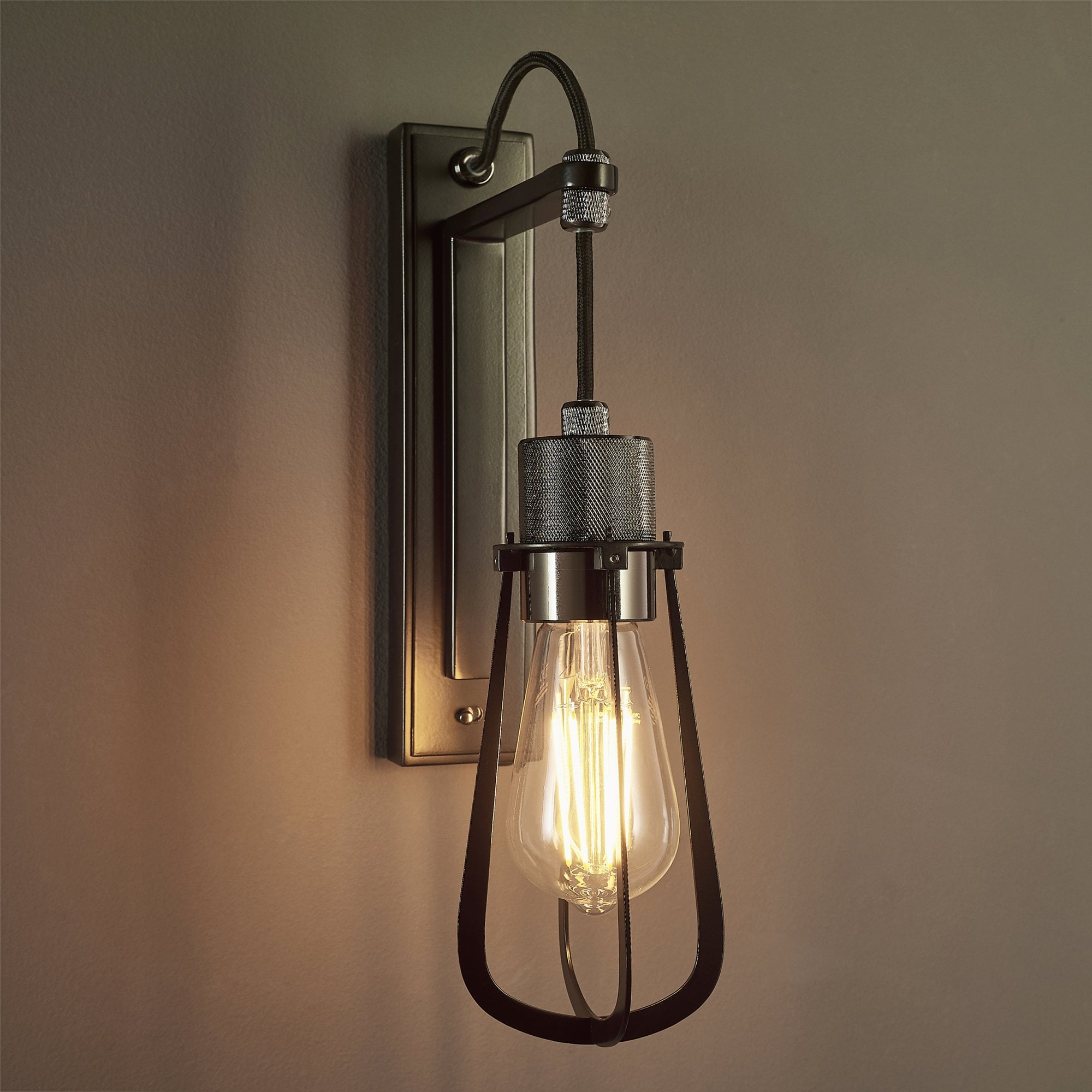 Utopia Metallic Wall Light - Black Chrome