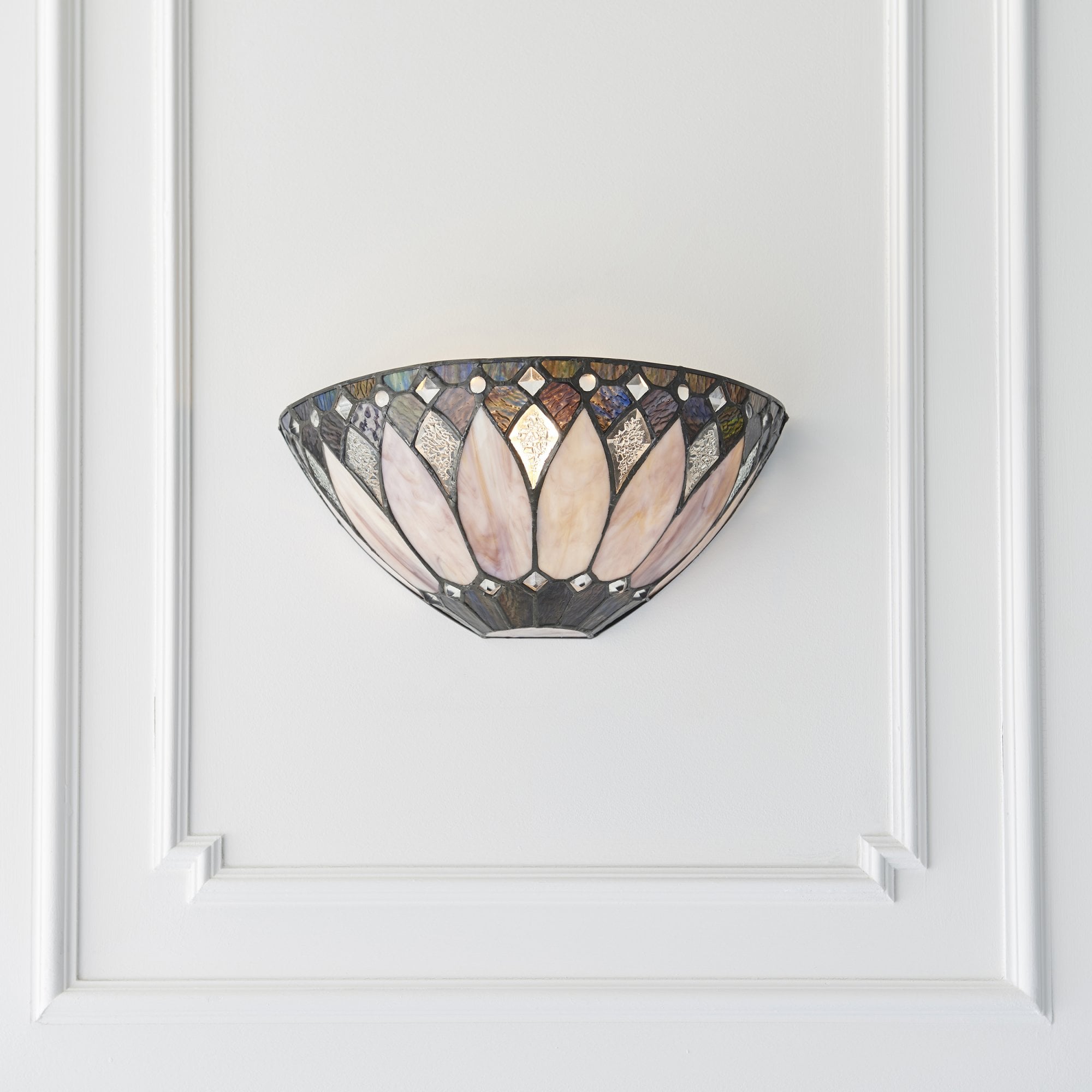 Interiors 1900 Brooklyn Wall Fitting - Tiffany Glass