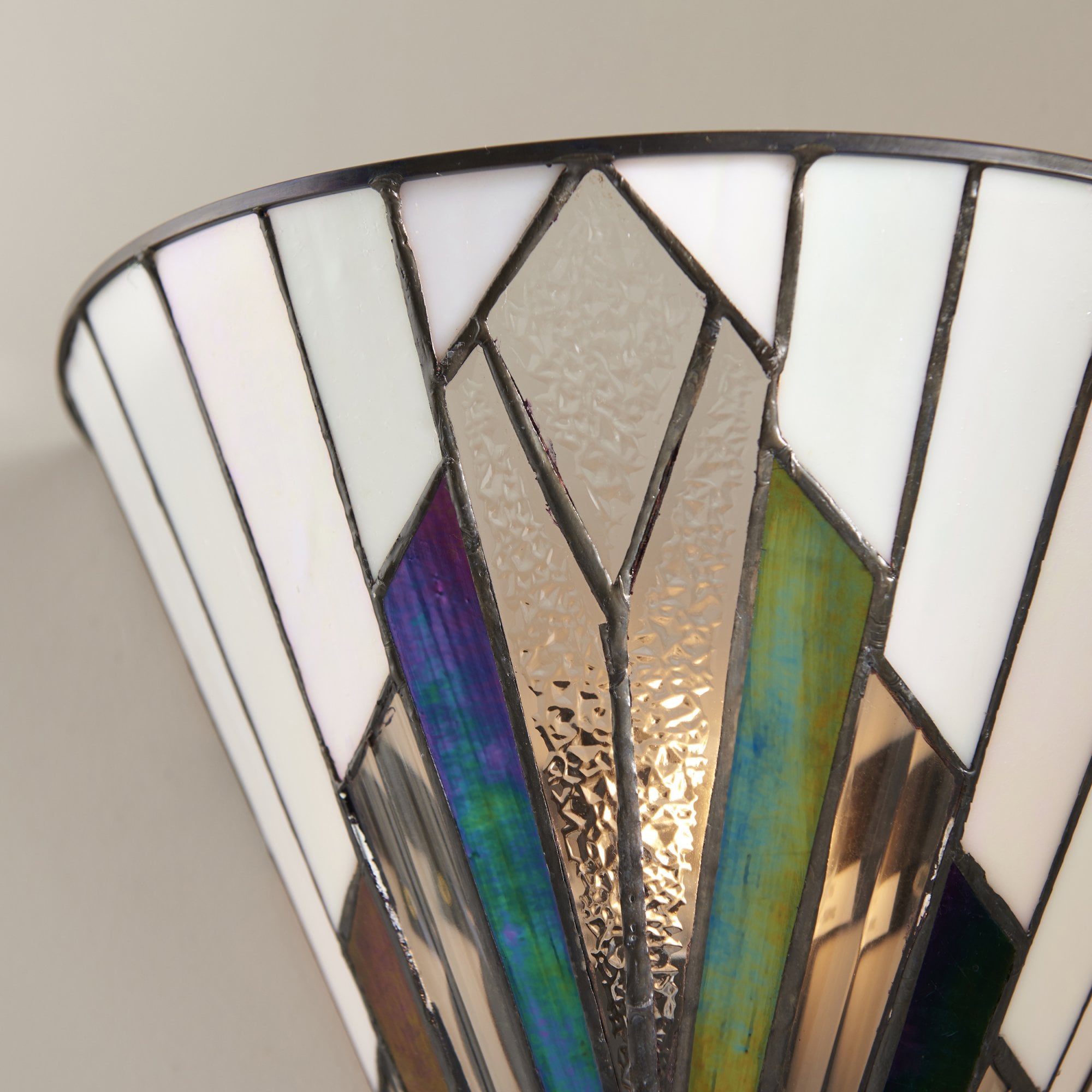 Interiors 1900 Astoria Single Wall Fitting - Tiffany Glass