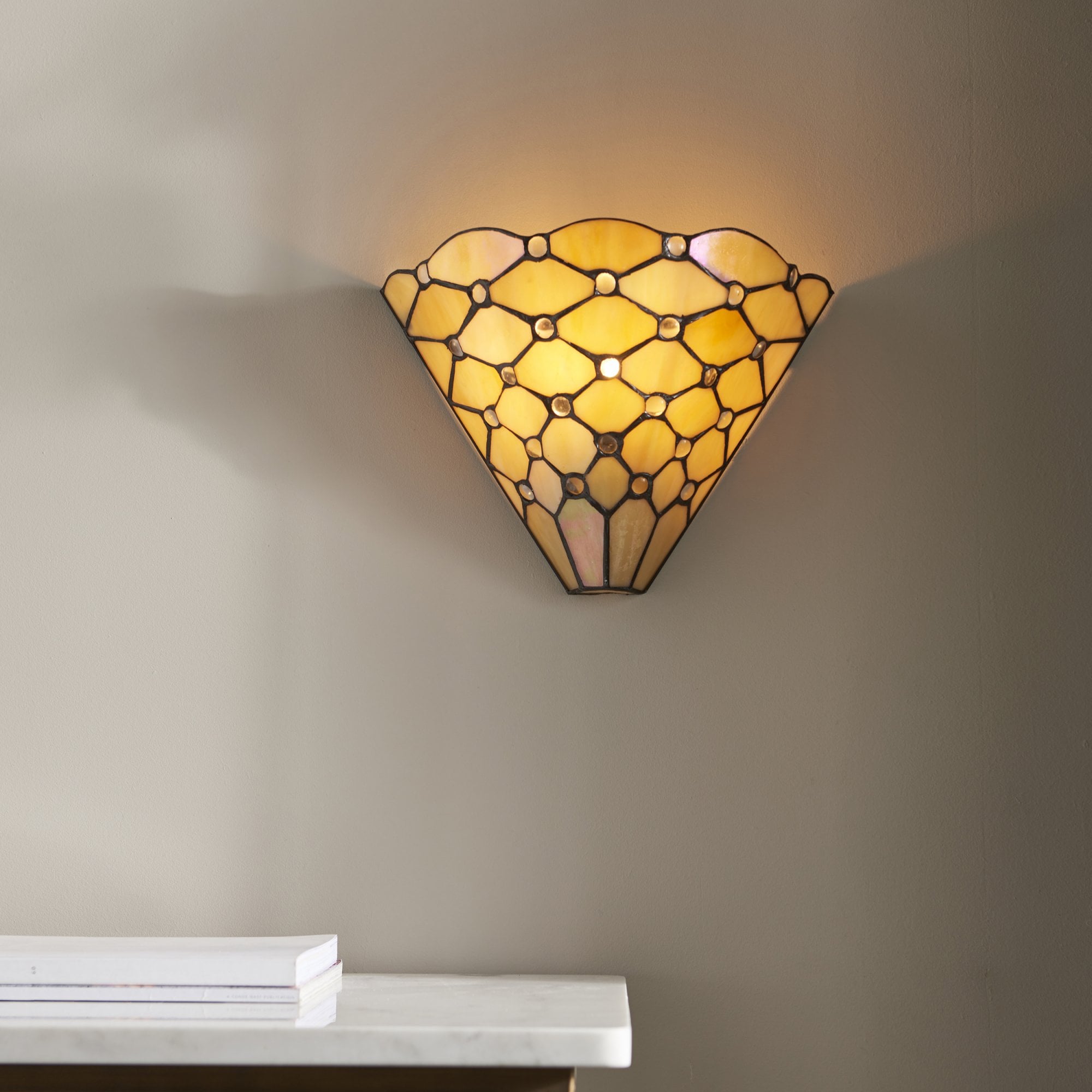 Interiors 1900 Pearl Single Wall Fitting - Tiffany Glass