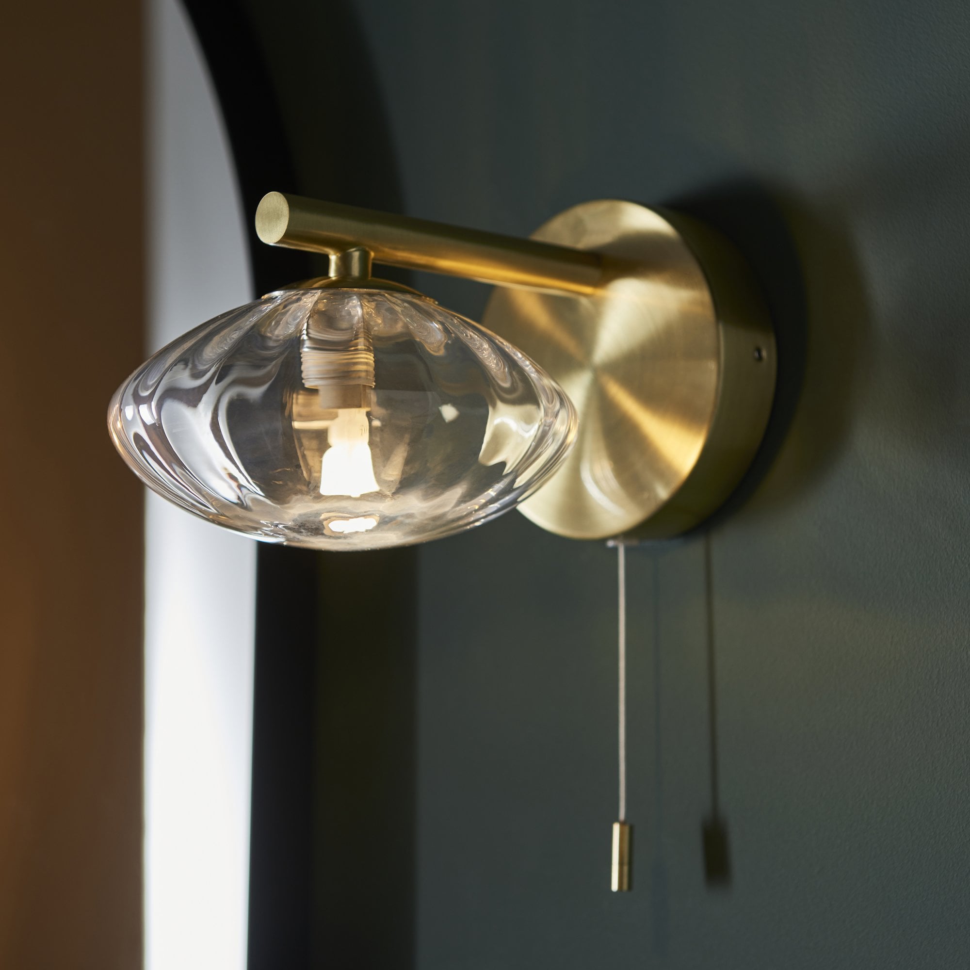 Utopia Current Single Wall Light - Brushed Gold & Clear Ribbed Glass