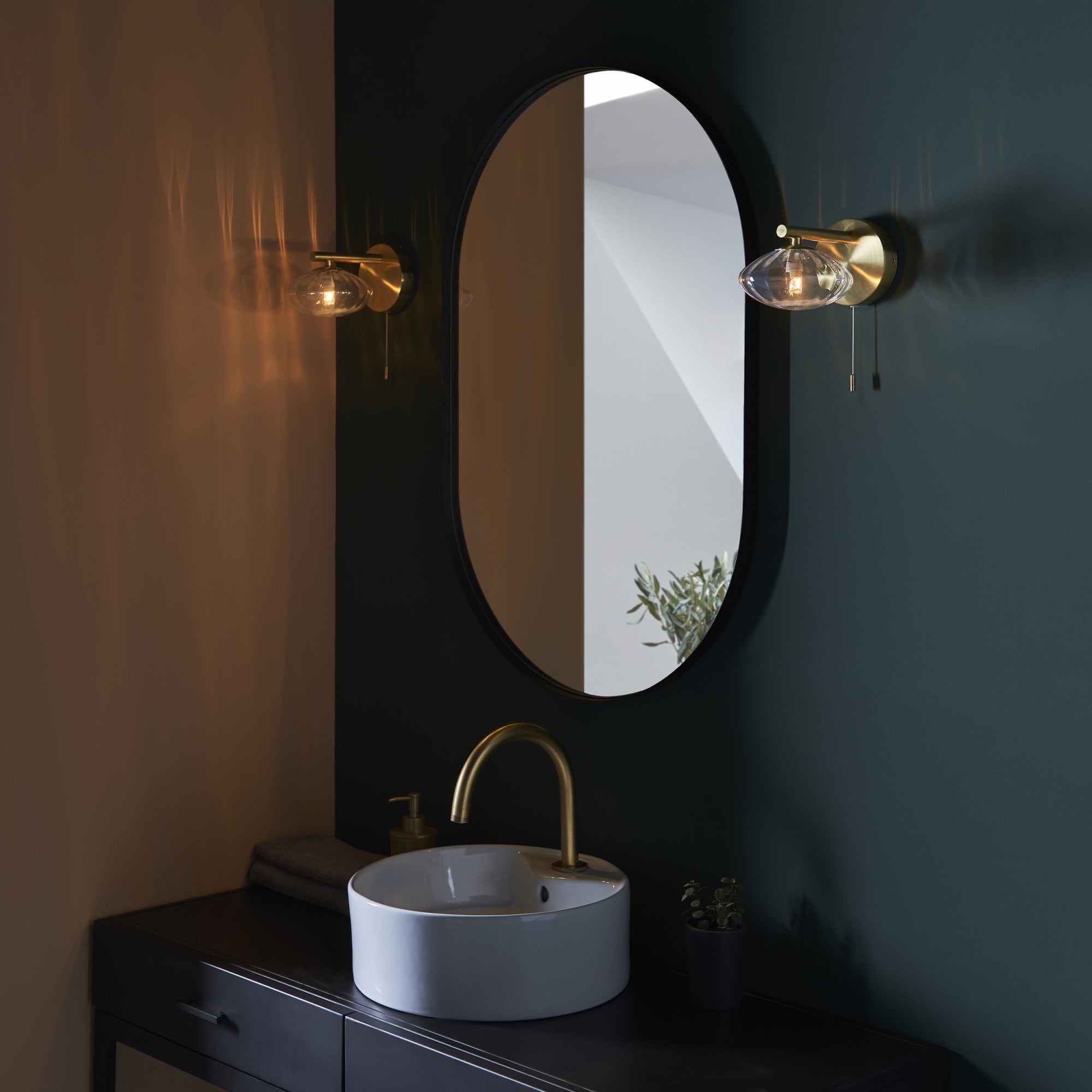 Utopia Current Single Wall Light - Brushed Gold & Clear Ribbed Glass
