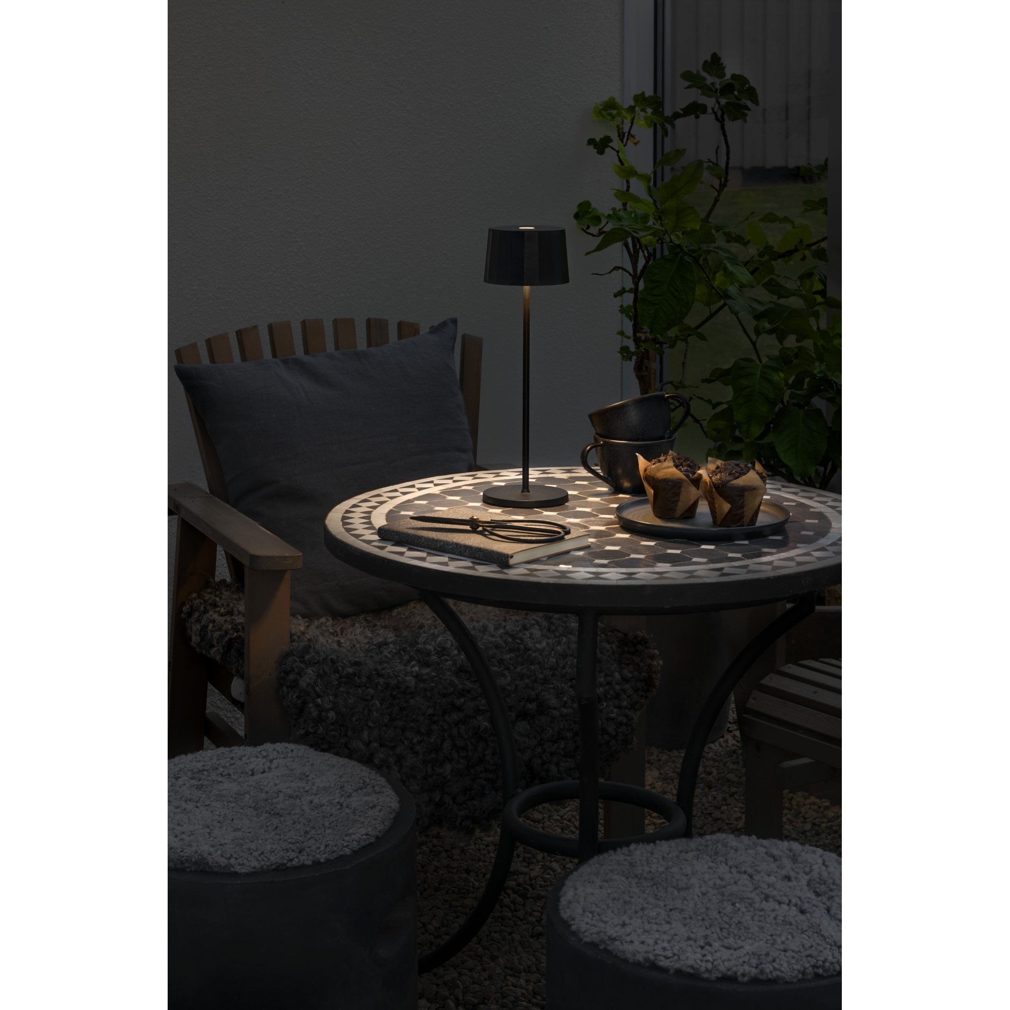 Konstsmide Positano LED Table Lamp with USB - Matt Black