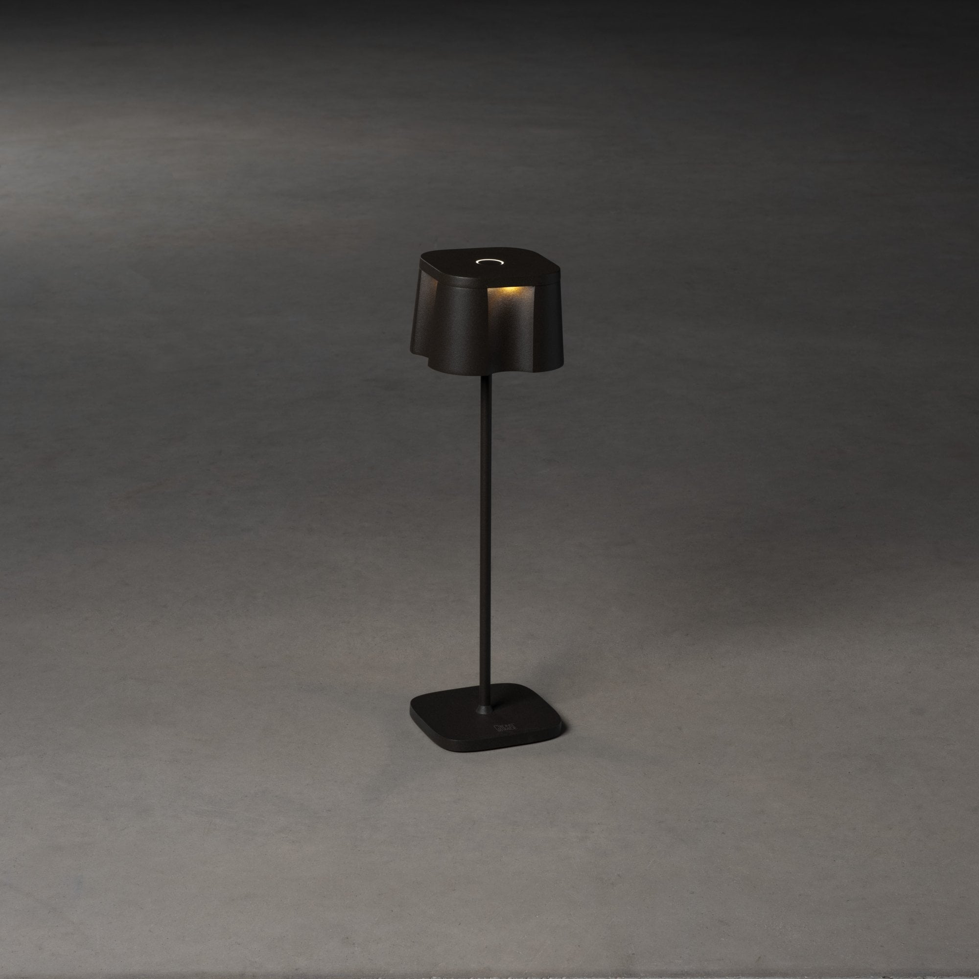 Konstsmide Nice Table Lamp with USB - Matt Black