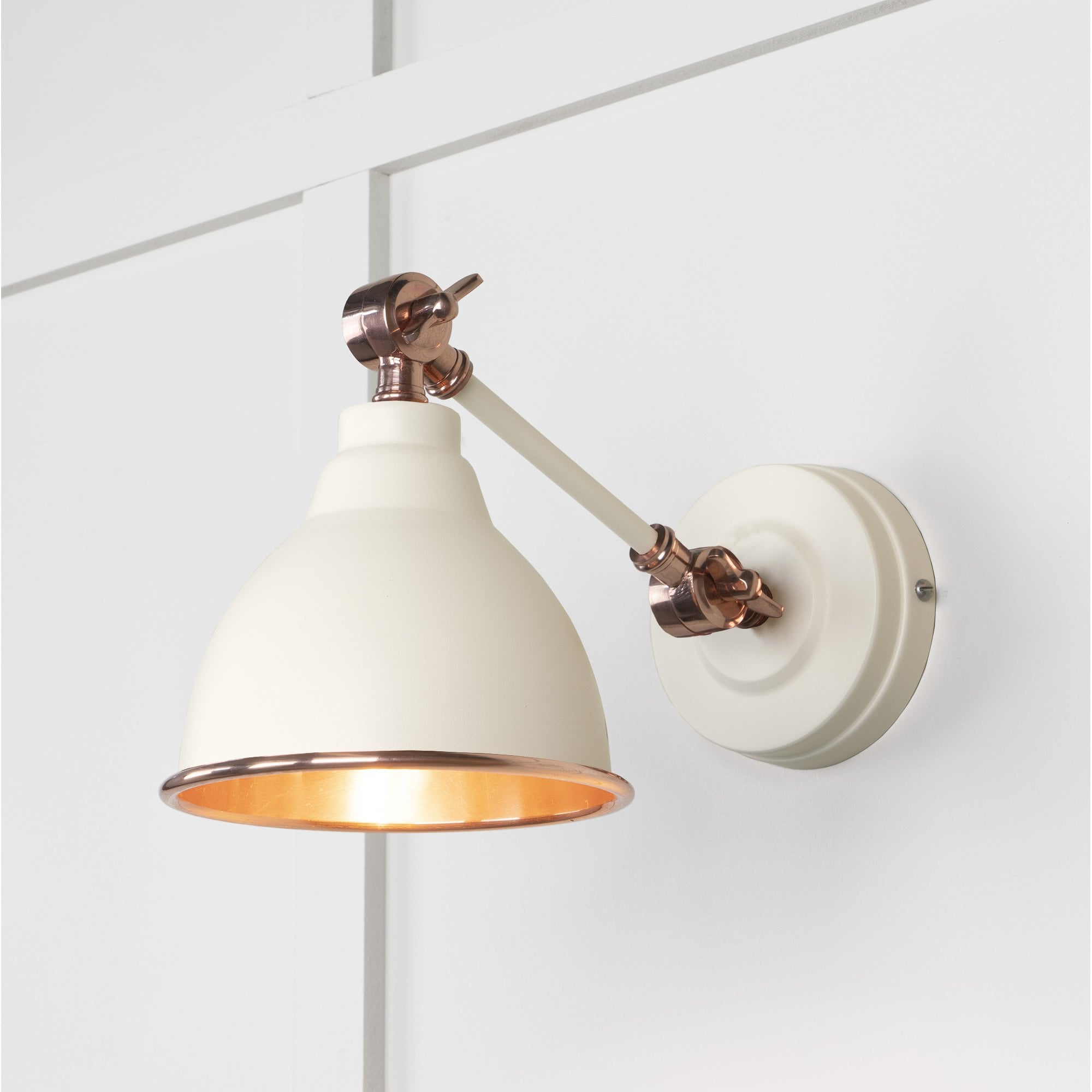 From The Anvil Smooth Copper Brindley Wall Light - Teasel (Off White/Cream)