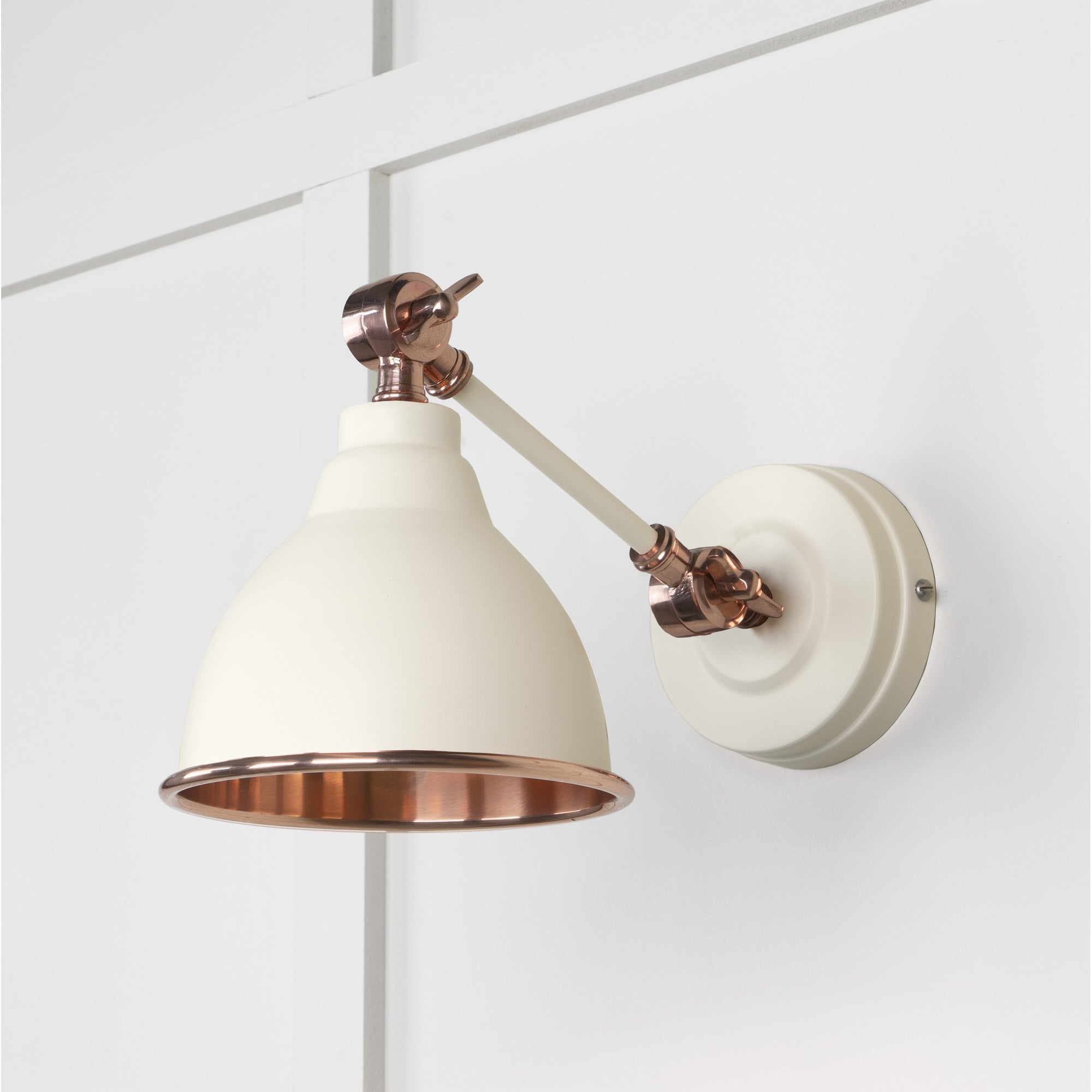 From The Anvil Smooth Copper Brindley Wall Light - Teasel (Off White/Cream)