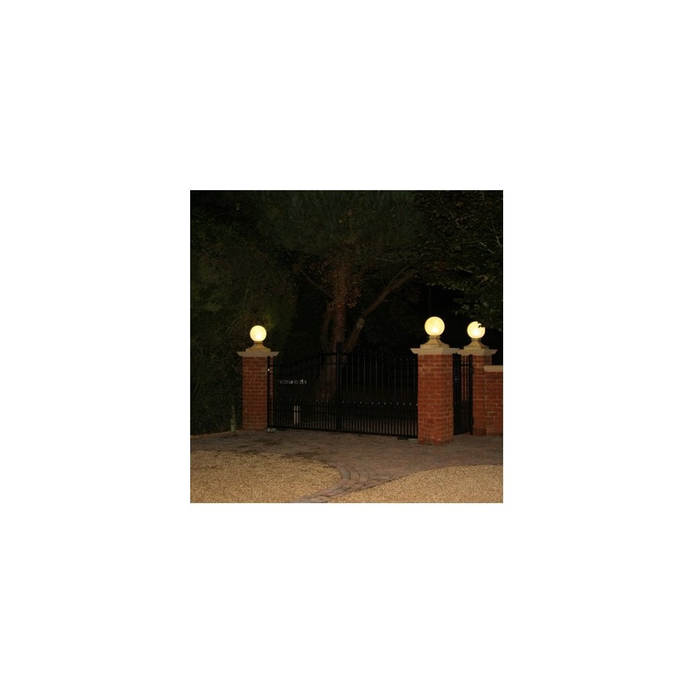 Stone Globe Finial Light - Sandstone - Mains