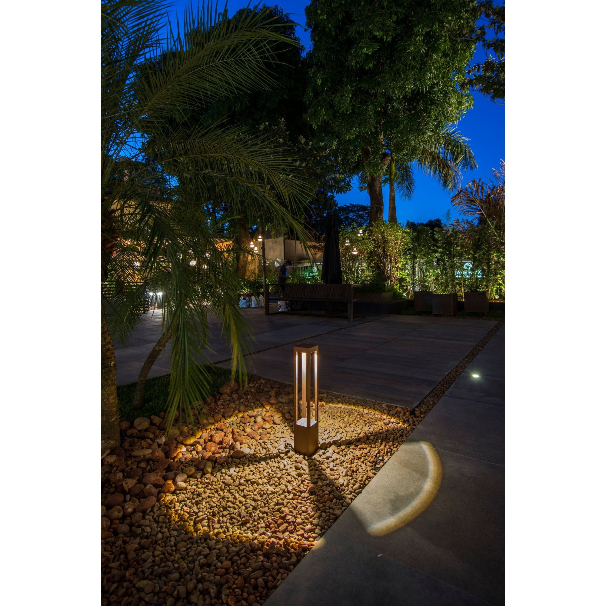 Faro Agra 650 Beacon Lamp - Rust