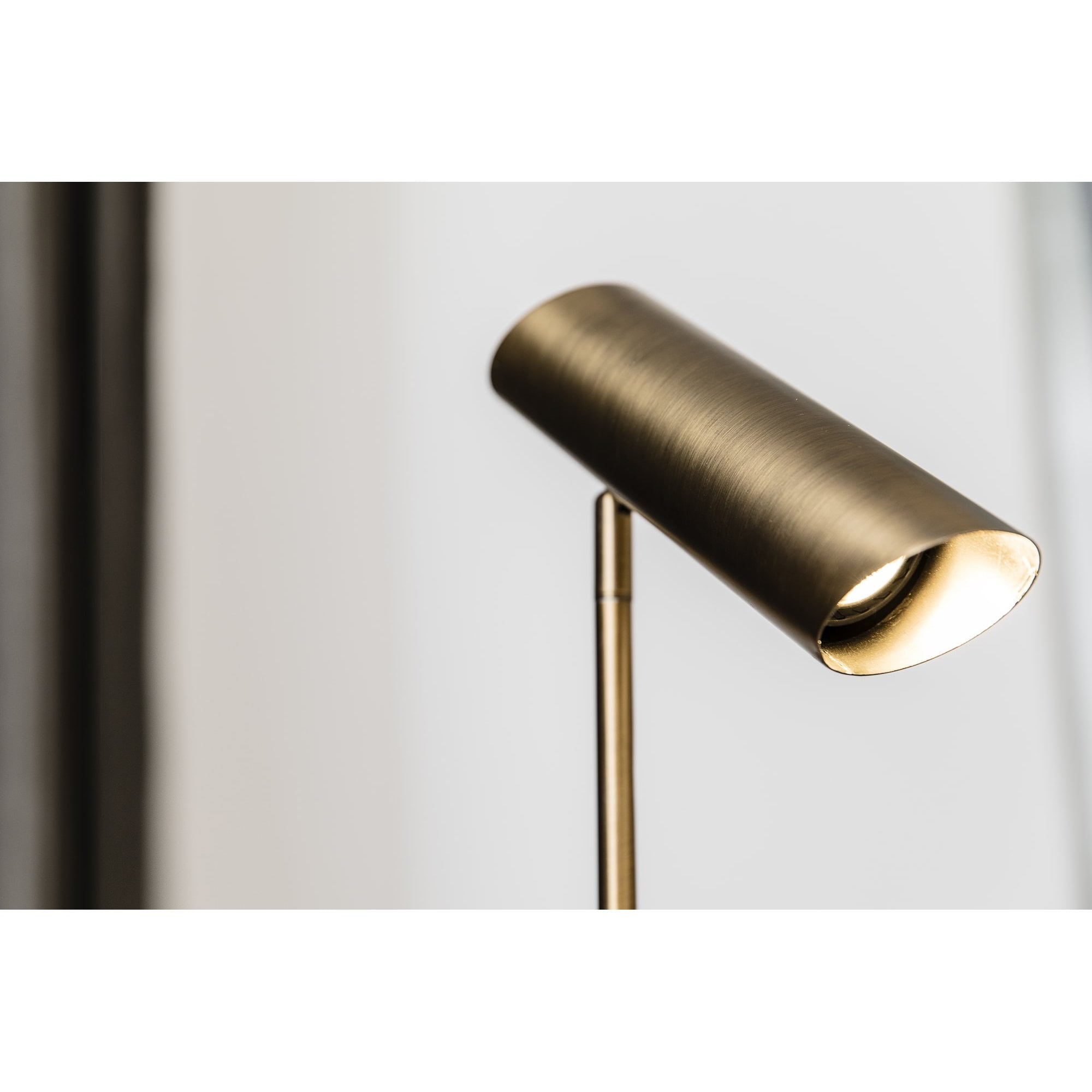 Faro Link Floor Lamp - Bronze