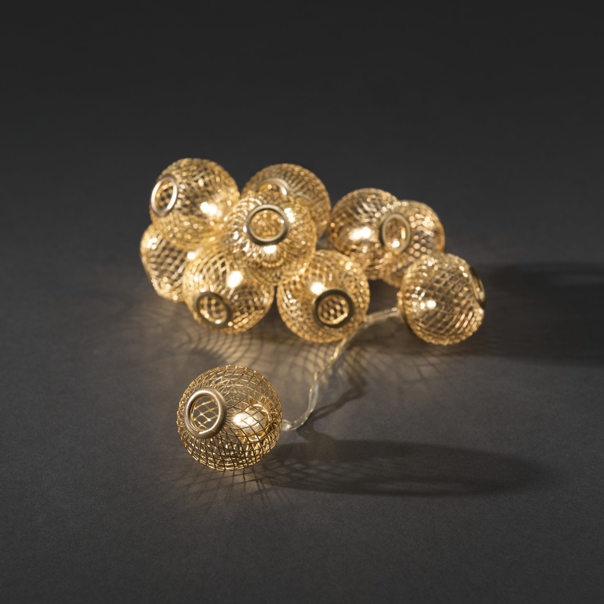 Konstsmide Festoon 0.9m Decorative Light Set - 10 LED Balls - Gold - Battery Operated