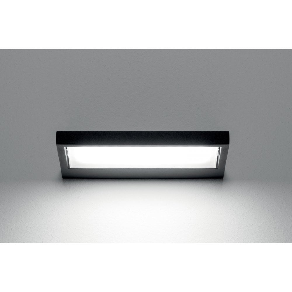 Stilnovo Tablet 42cm Large Single Wall Light - Black