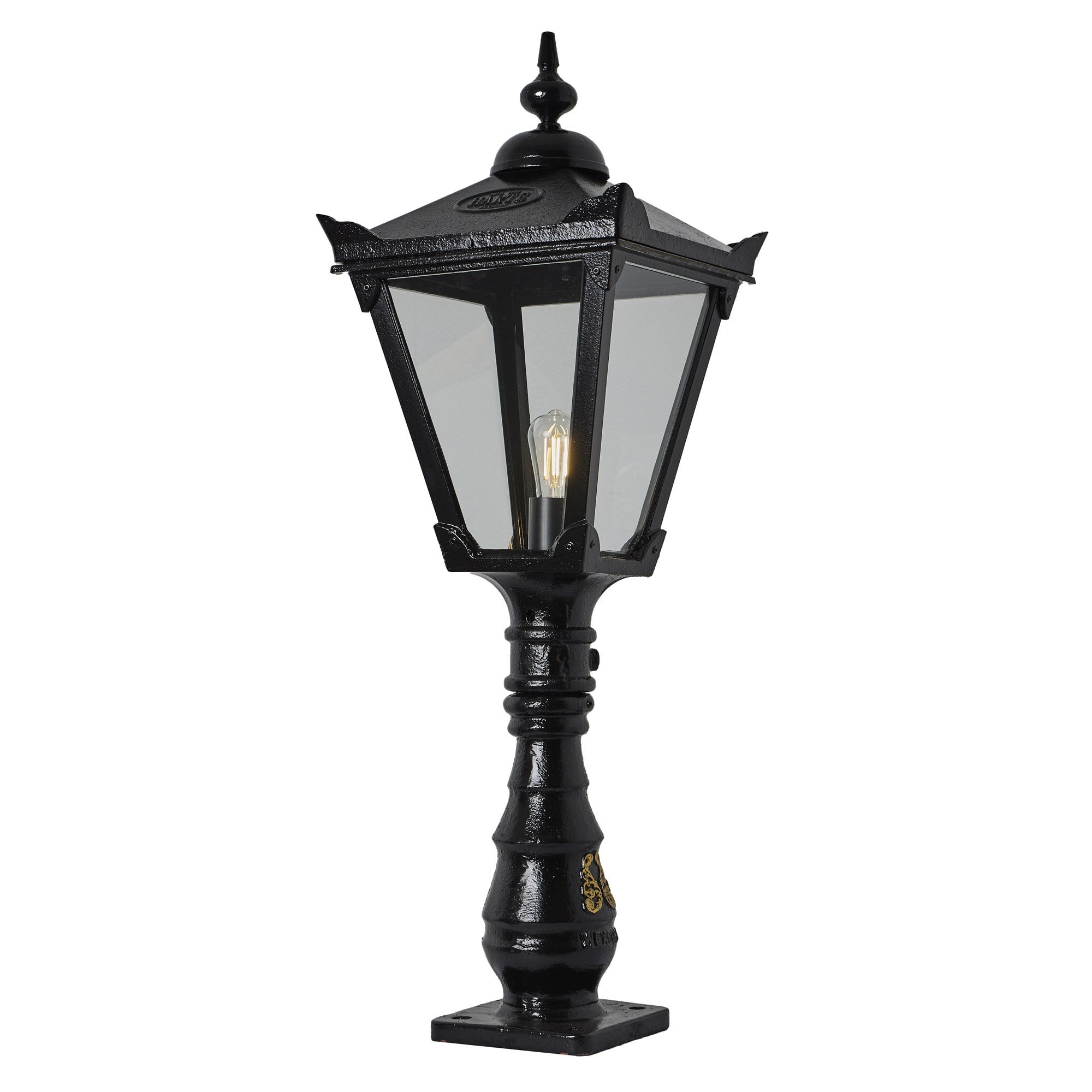 Harte Victorian 1.1m Traditional Pedestal Light - Cast Iron