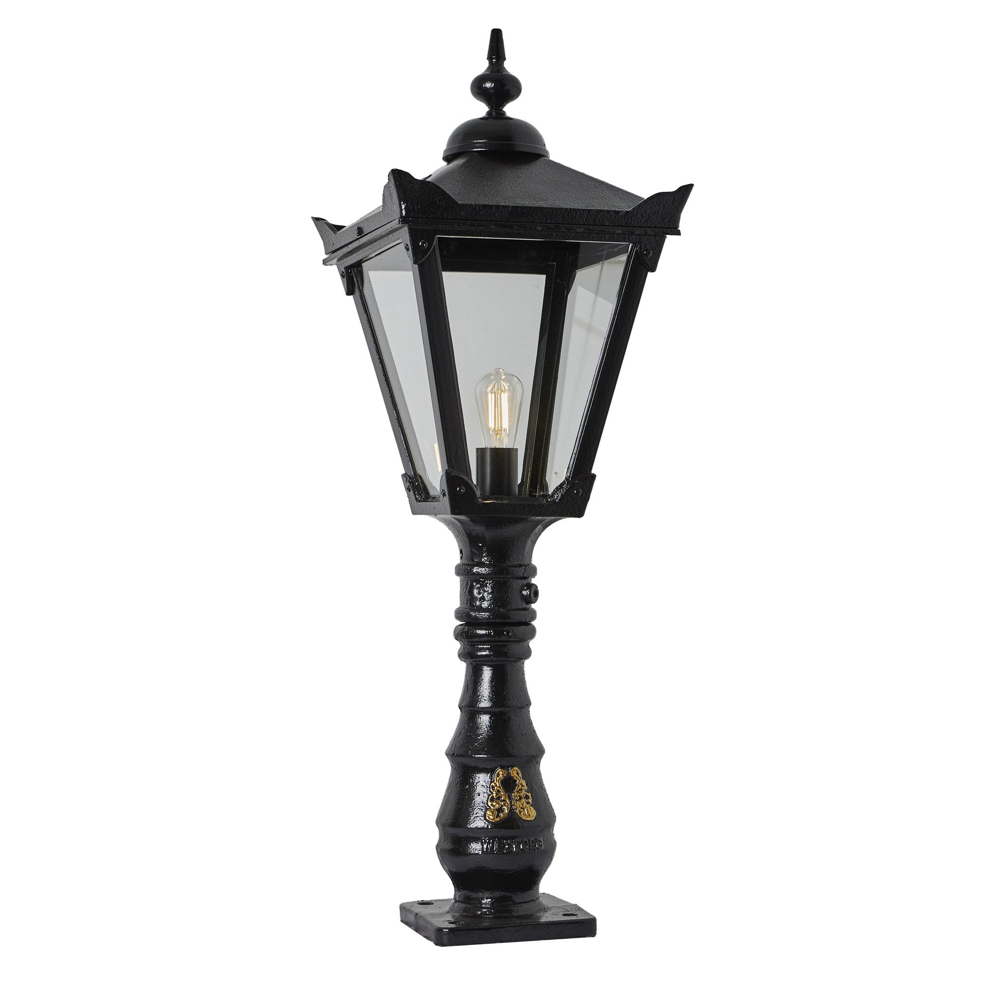 Harte Victorian 1.1m Traditional Pedestal Light - Cast Iron