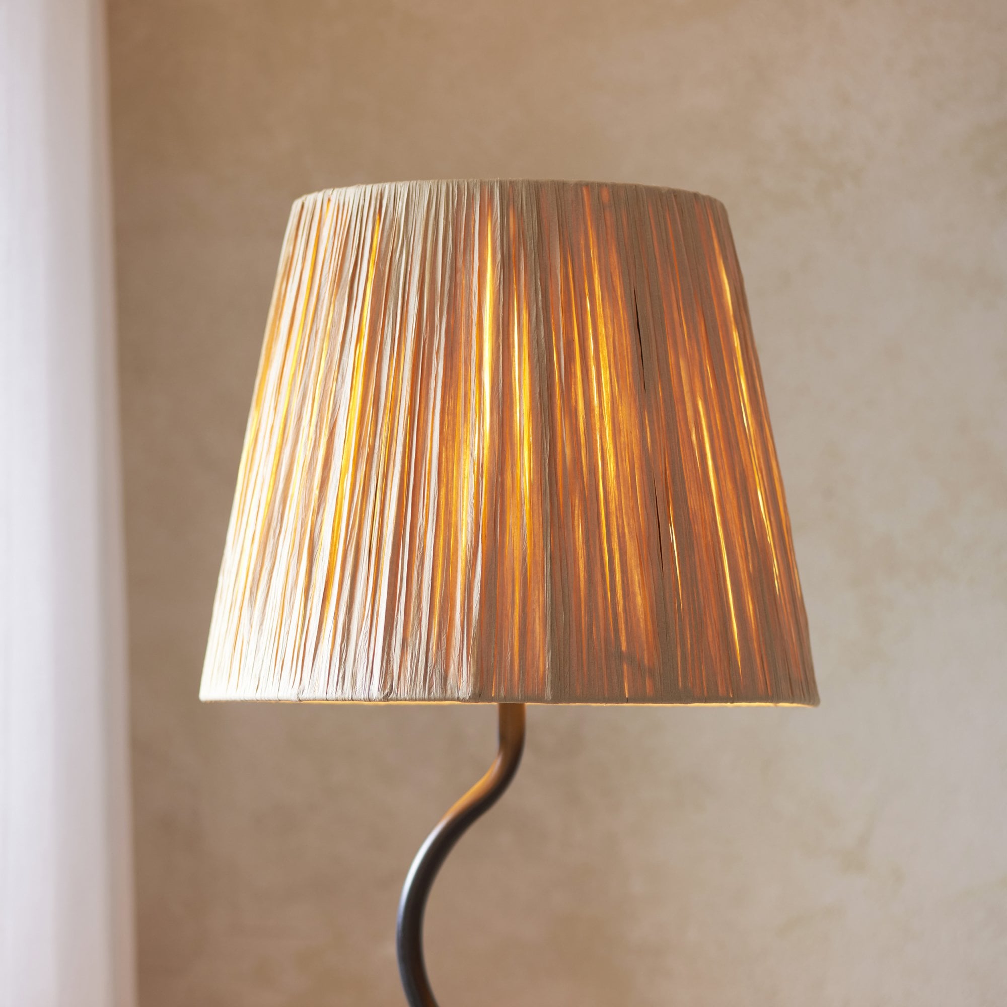 Endon Wriggle Single Light Floor - Matt Black & Natural Raffia