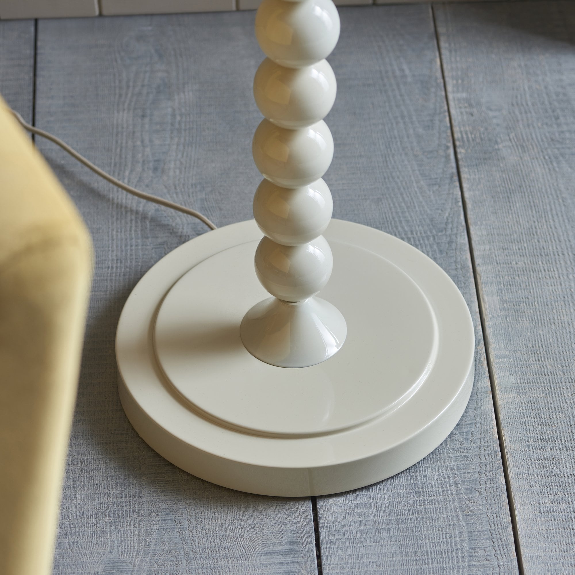 Endon Higgledy Gloss Almond White Floor Lamp & Zigzag 40cm Apricot Orange Shade