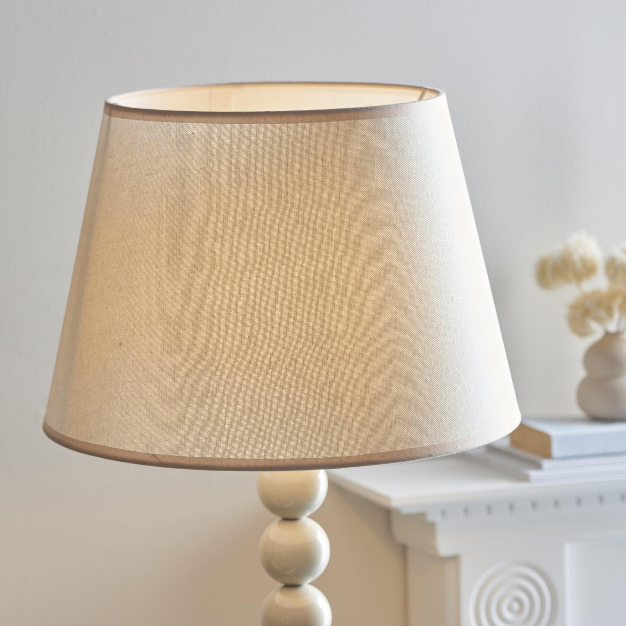 Endon Higgledy Gloss Almond White Floor Lamp & Ivy 40cm Vintage White Shade