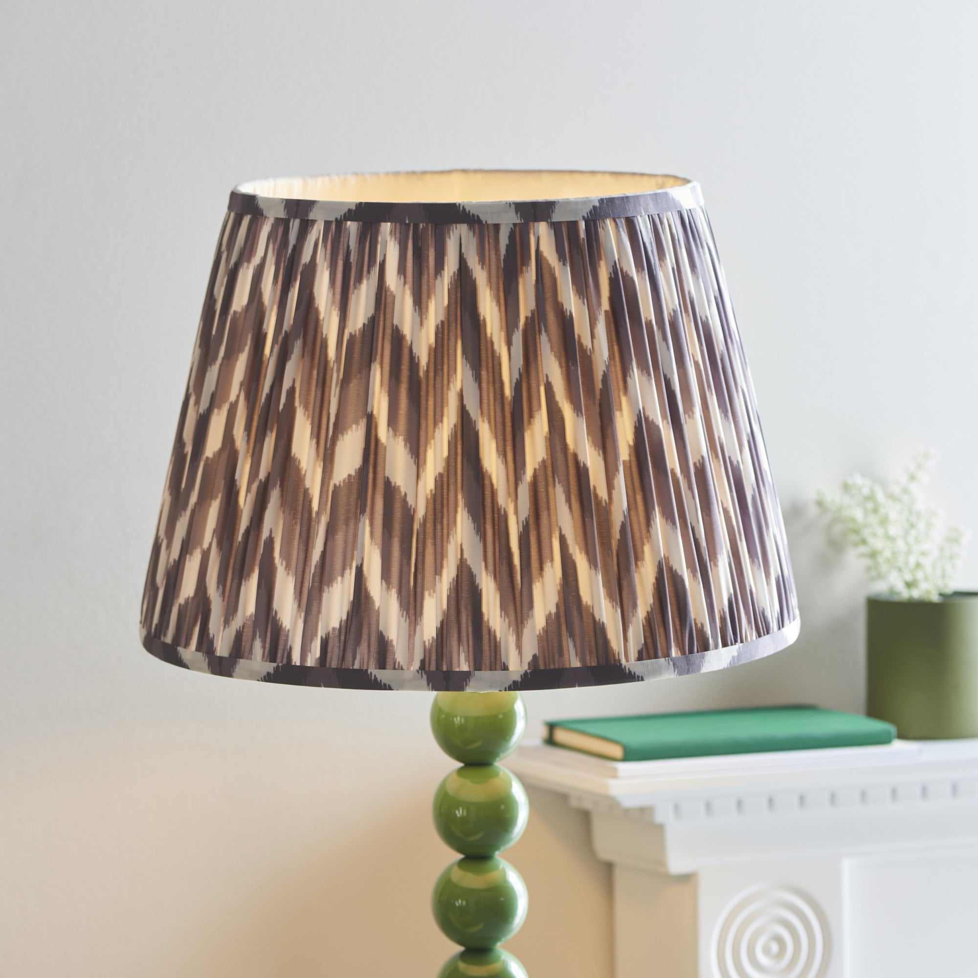 Endon Higgledy Gloss Cotswold Green Floor Lamp & Zigzag 40cm Pearl Grey Shade