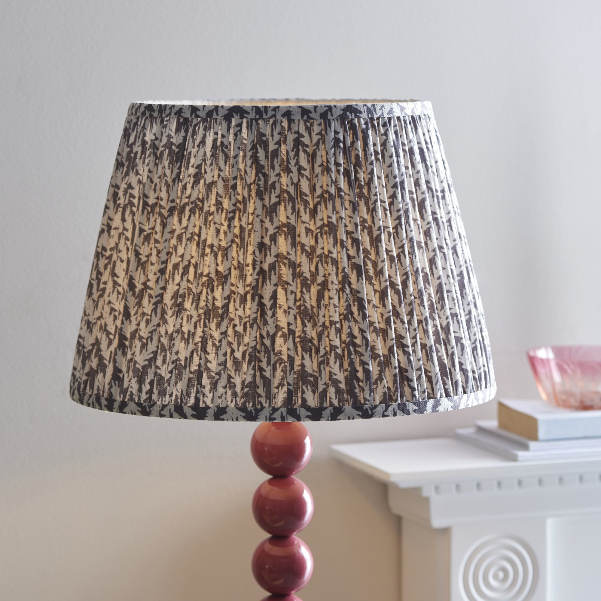 Endon Higgledy Gloss Pink Clay Floor Lamp & Leaf 40cm Pearl Grey Shade