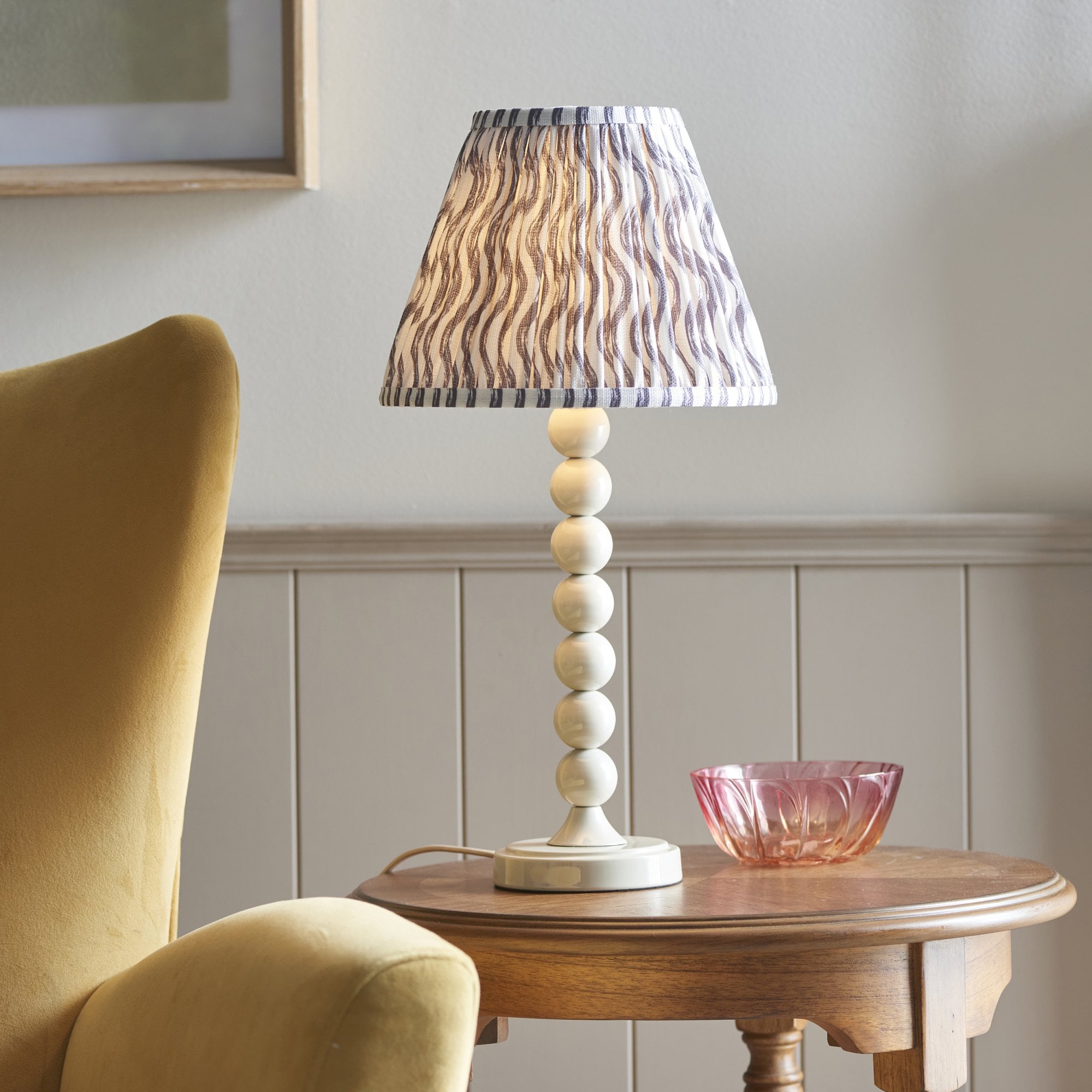 Endon Higgledy Gloss Almond White Table Lamp & Ripple 25cm Pearl Grey Shade