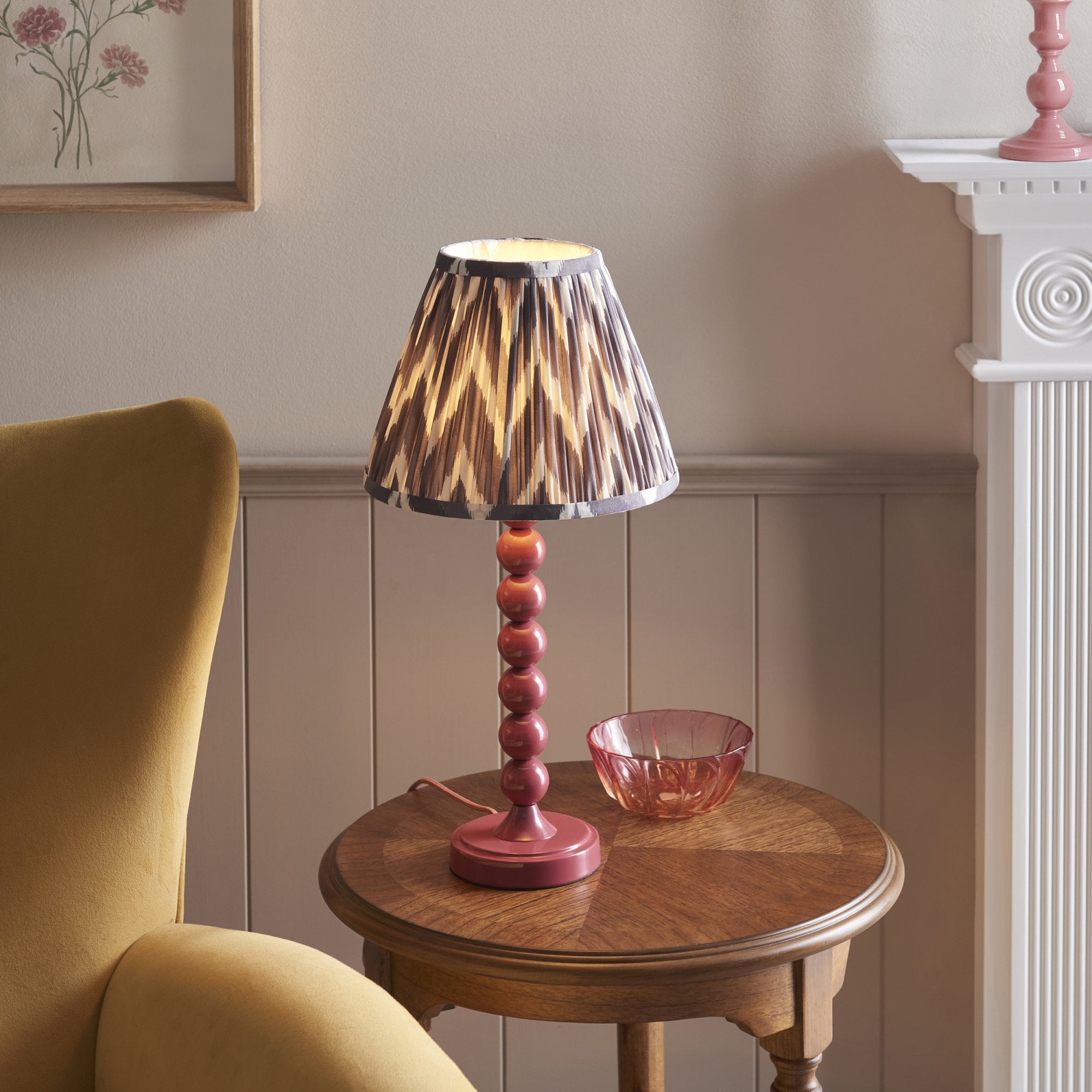 Endon Higgledy Gloss Pink Clay Table Lamp & Zigzag 25cm Pearl Grey Shade