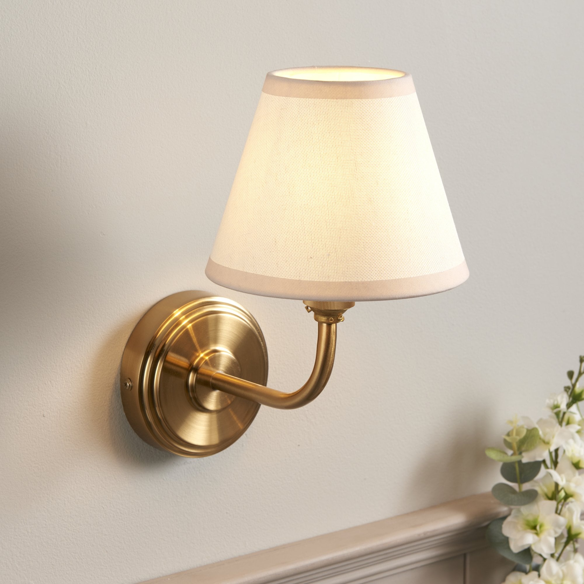 Endon Step Arc Wall Light & Ivy 16cm Vintage White Shade