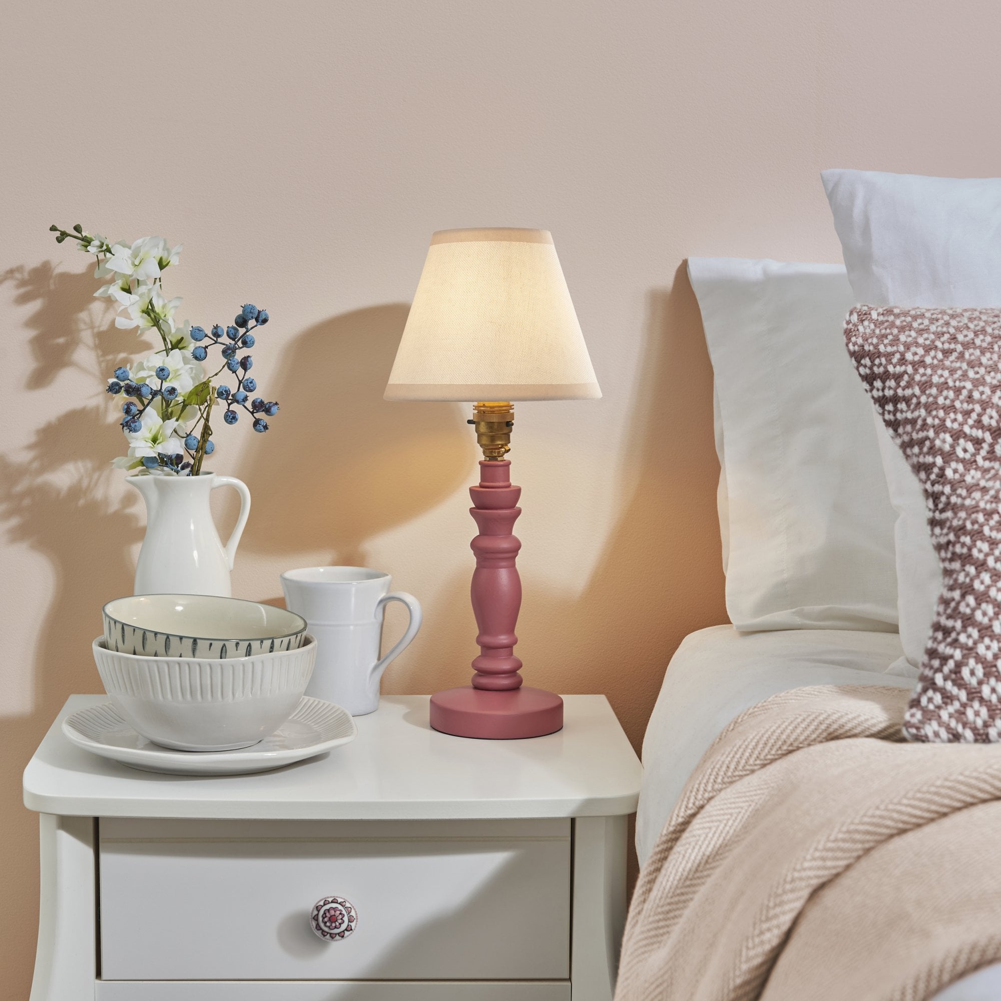 Endon Bibury Satin Pink Clay Table Lamp & Ivy 16cm Vintage White Shade