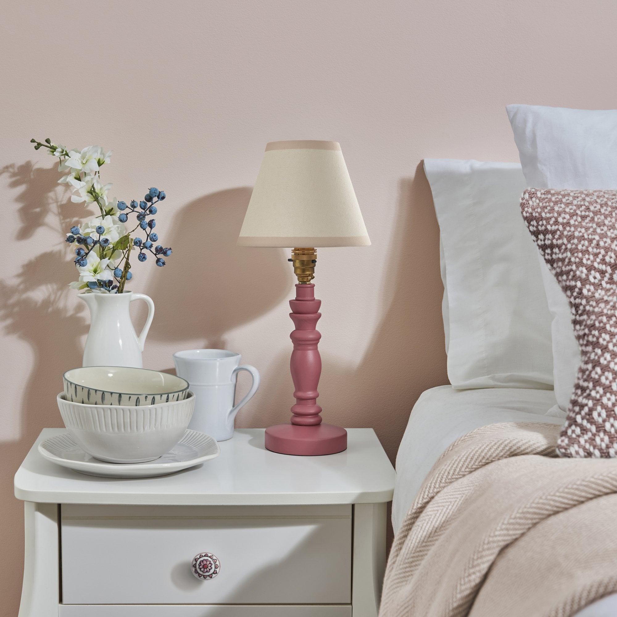 Endon Bibury Satin Pink Clay Table Lamp & Ivy 16cm Vintage White Shade