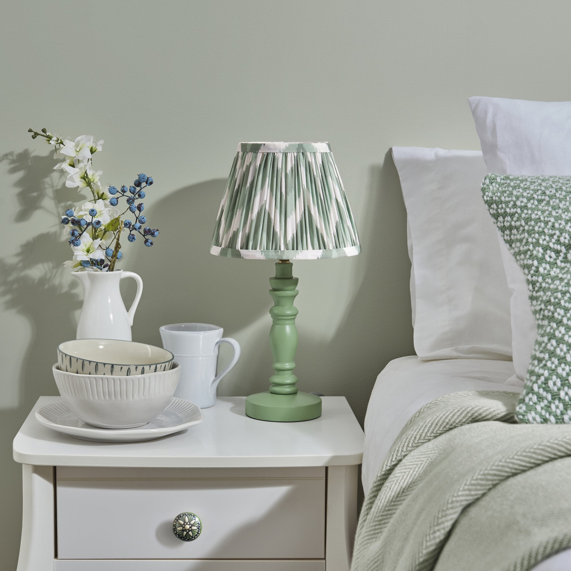 Endon Bibury Satin Cotswold Green Table Lamp & Zigzag 20cm Cotswold Green Shade
