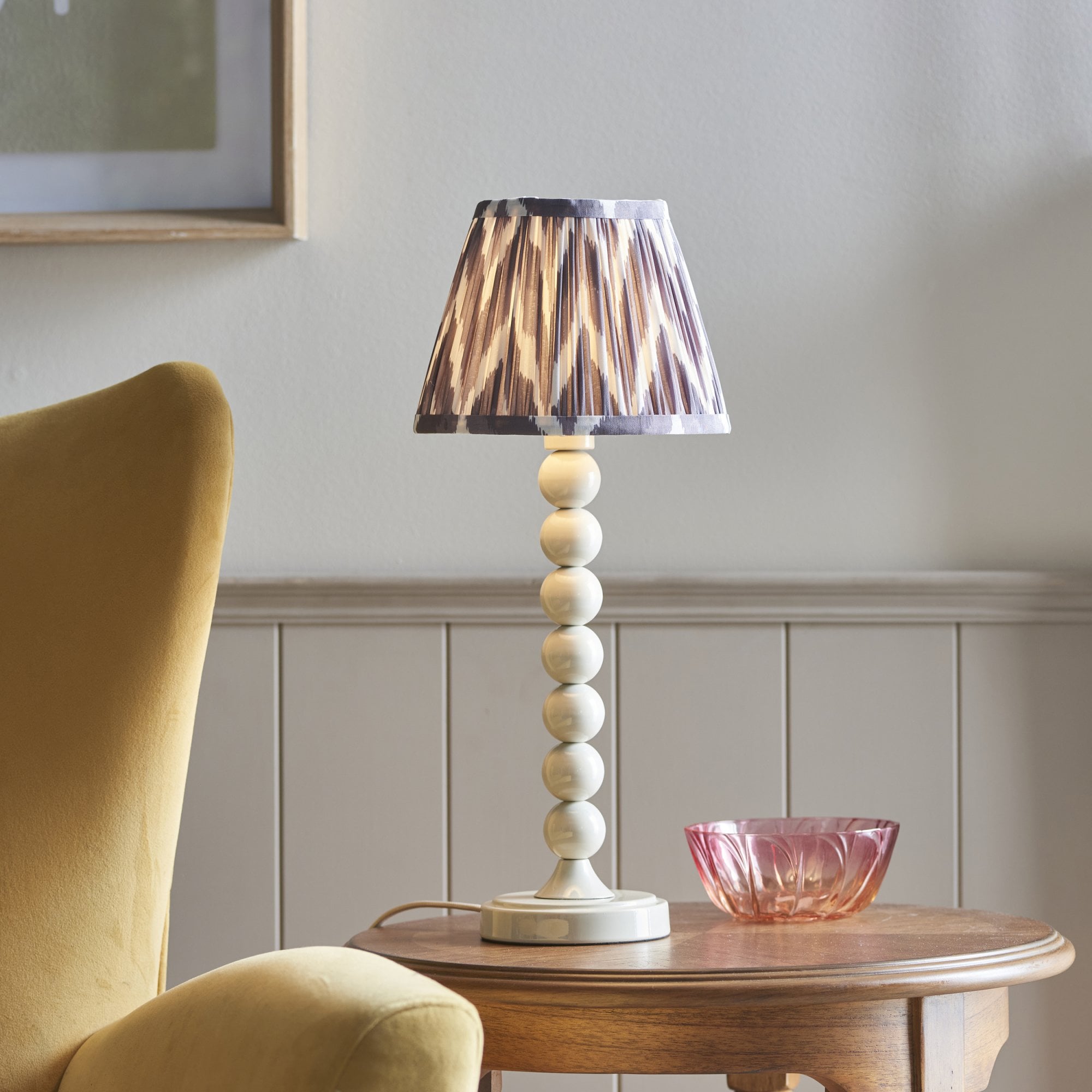 Endon Higgledy Gloss Almond White Table Lamp & Zigzag 20cm Pearl Grey Shade