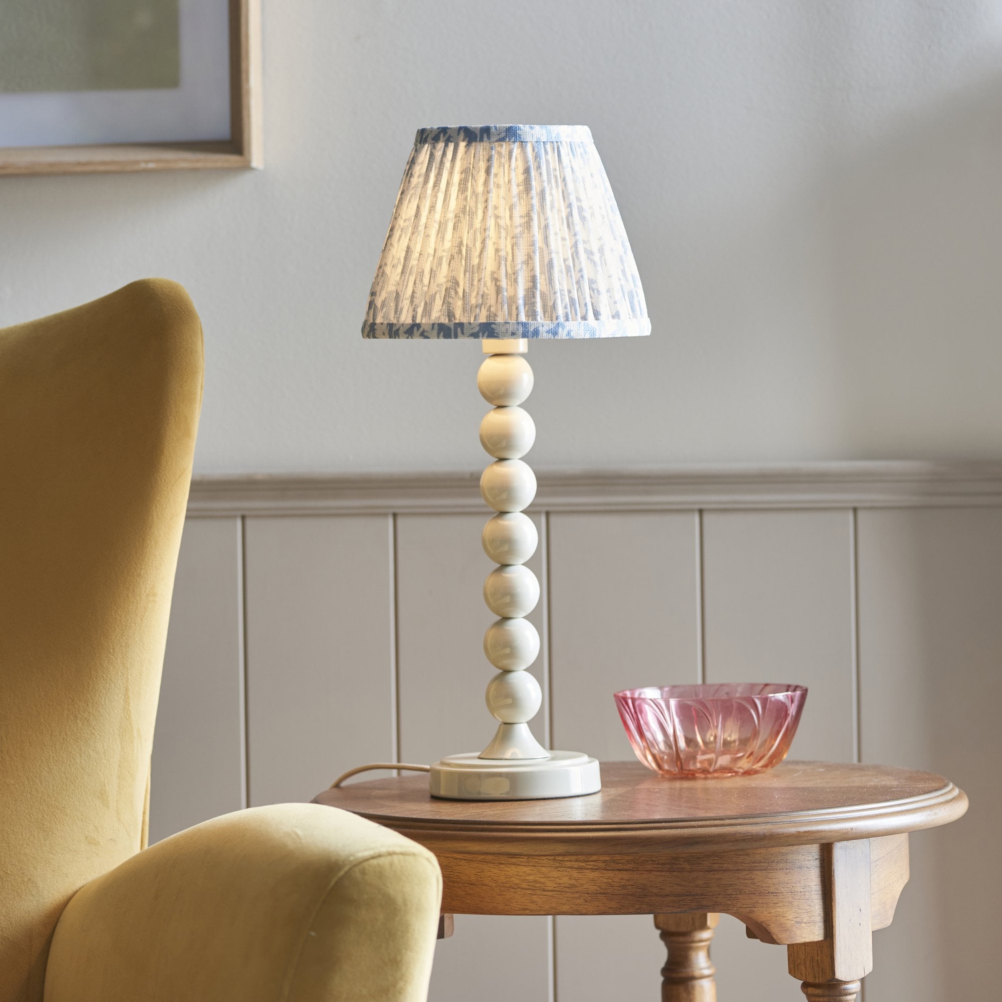 Endon Higgledy Gloss Almond White Table Lamp & Leaf 20cm Shell Bay Blue Shade